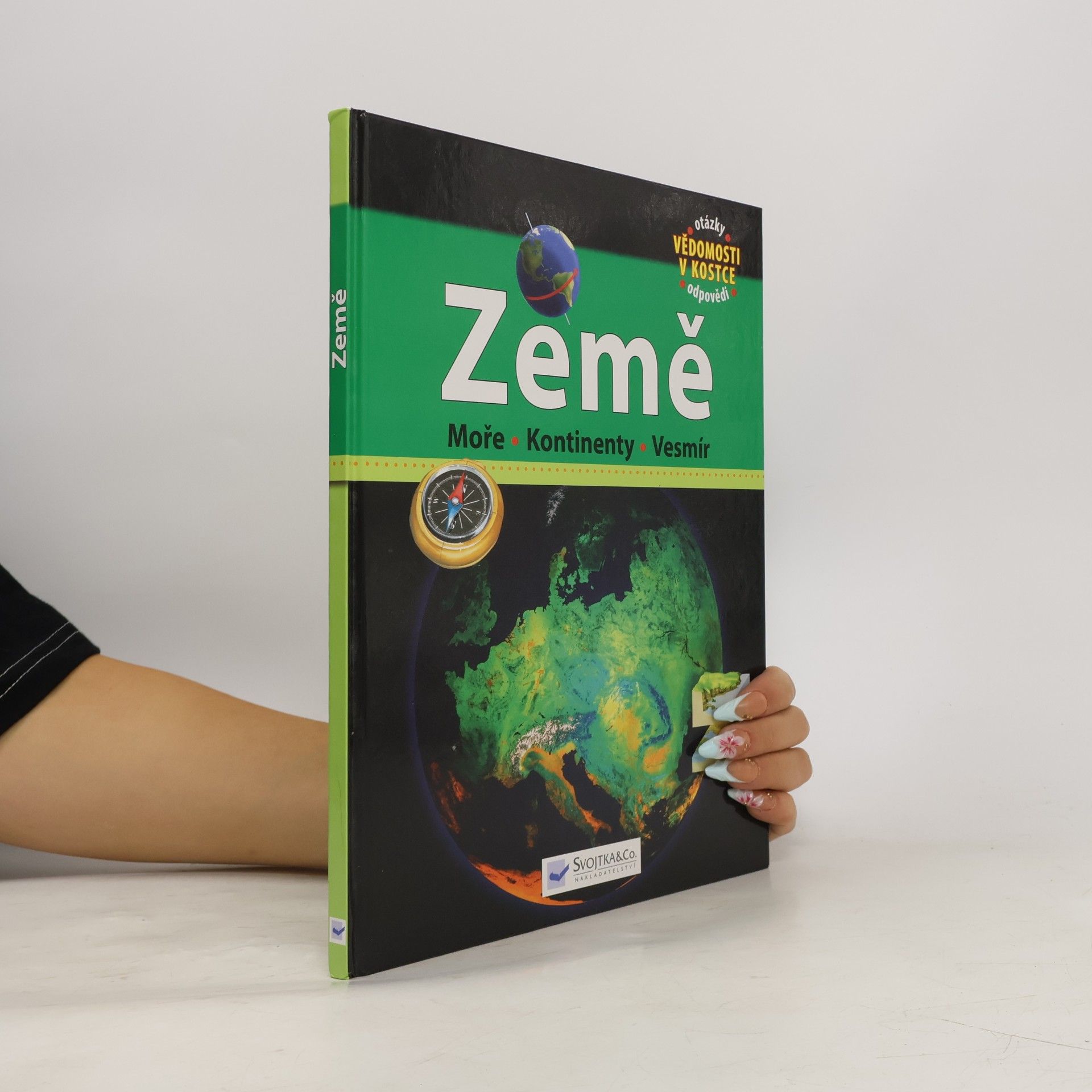 Kolektiv autorů Země. Moře, kontinenty, vesmír