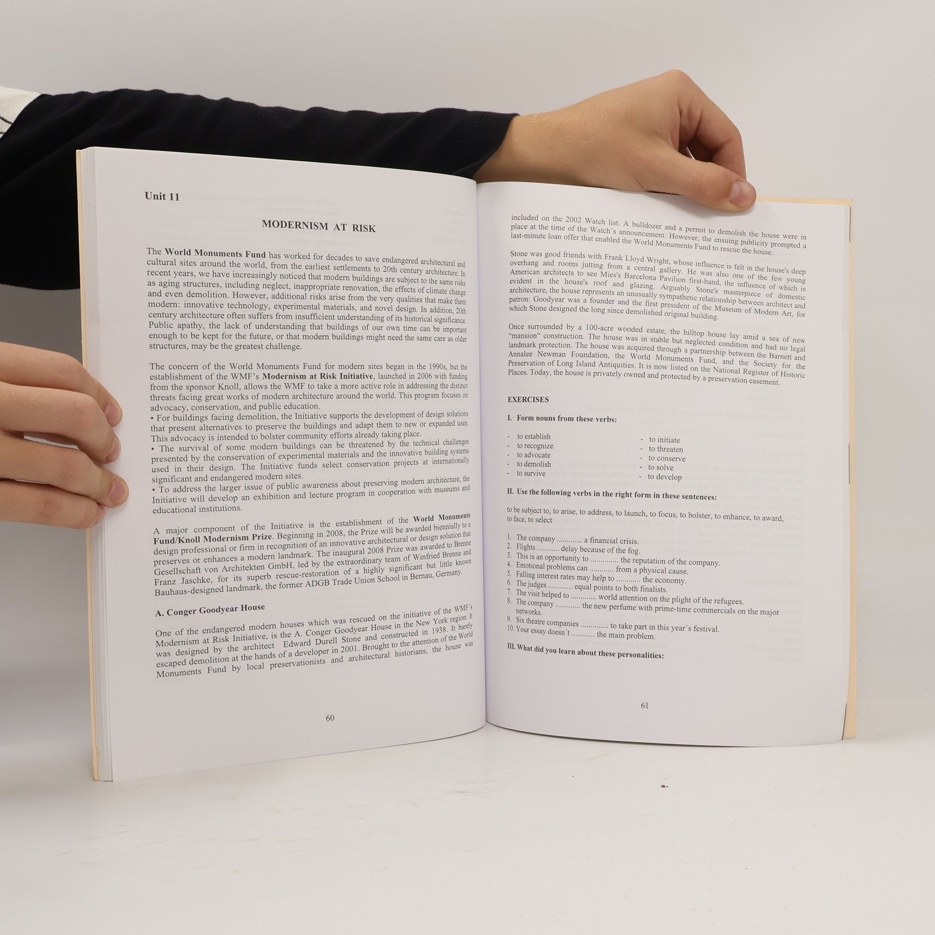 Ivana Hedvábná Arts management reader