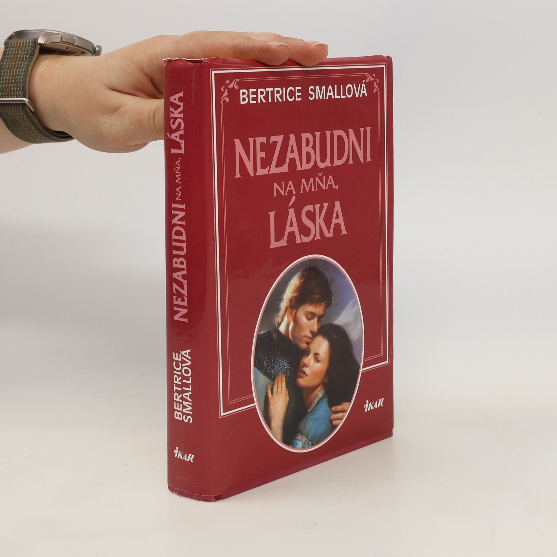 Bertrice Small Nezabudni na mňa, láska