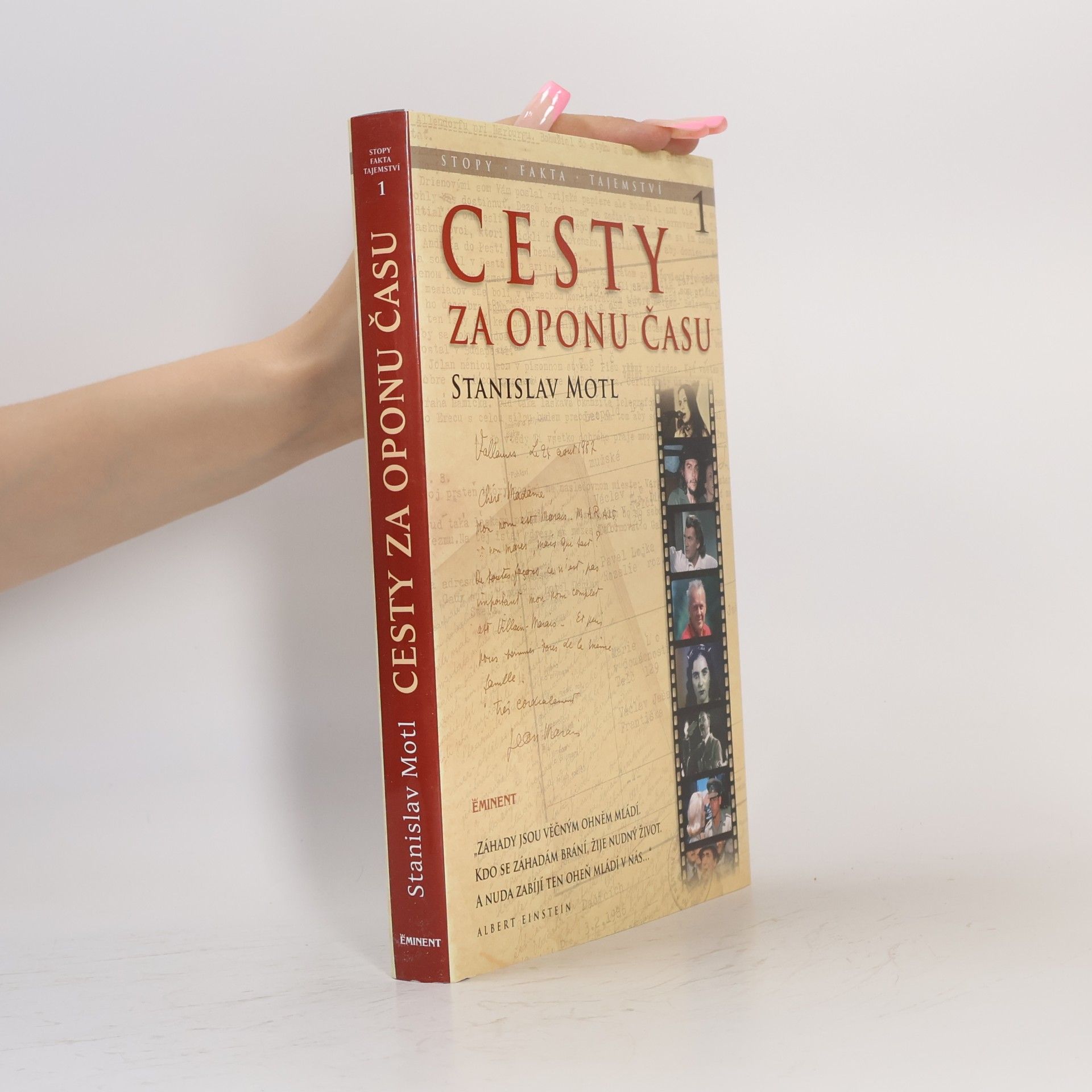 Cesty za oponu času