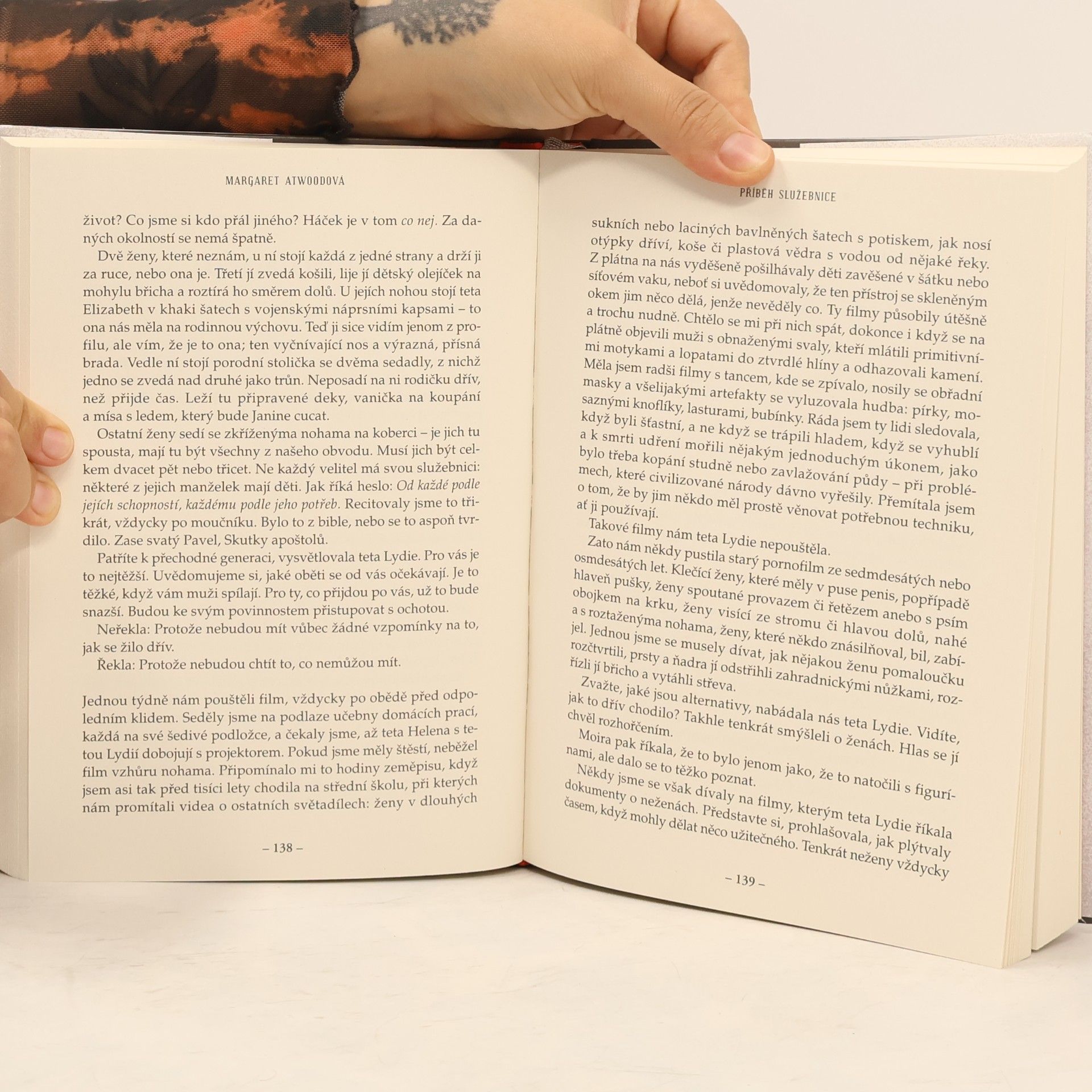 Margaret Atwood Příběh služebnice