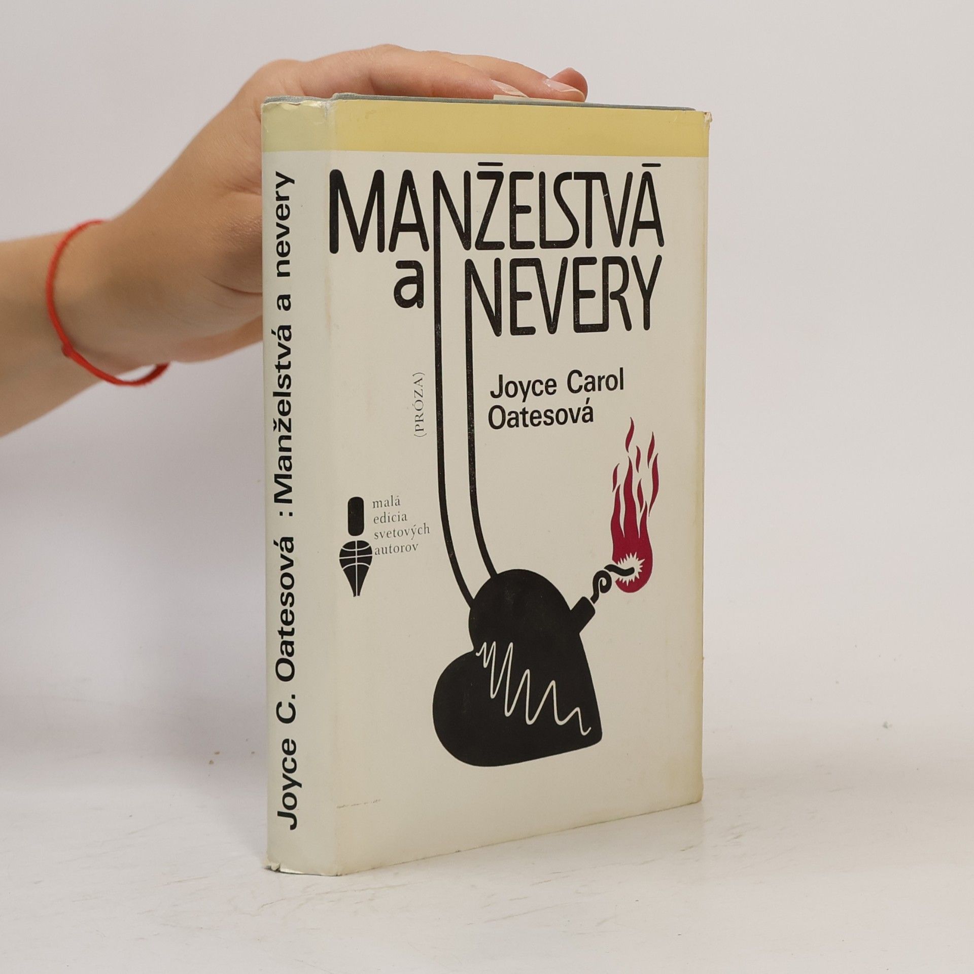 Joyce Carol Oates Manželstvá a nevery