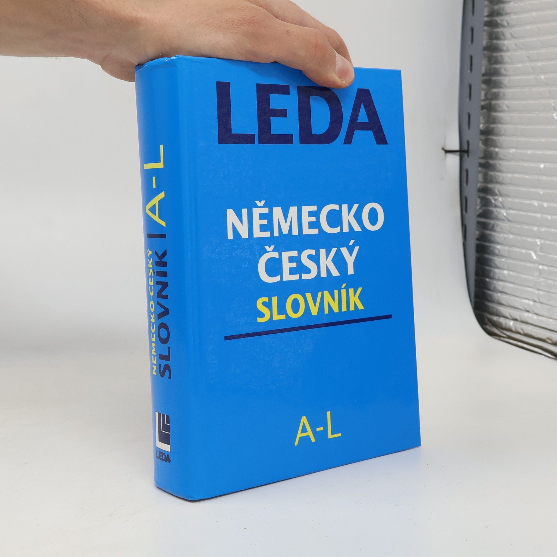 Autorenkollektiv Německo-český slovník. A-L