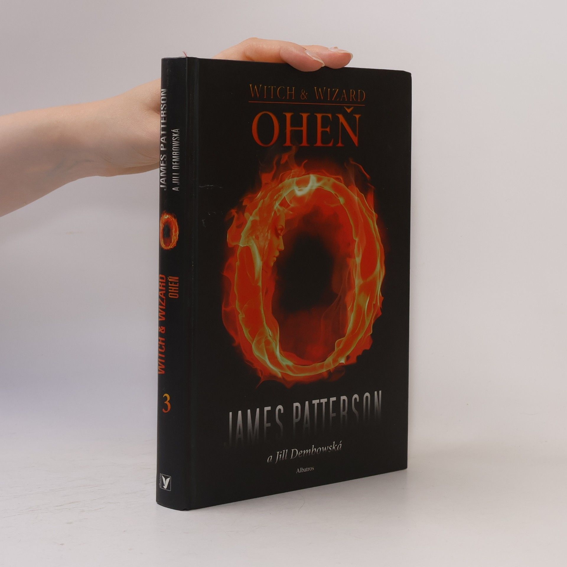 James Patterson Čarodějka a čaroděj 3 – Oheň