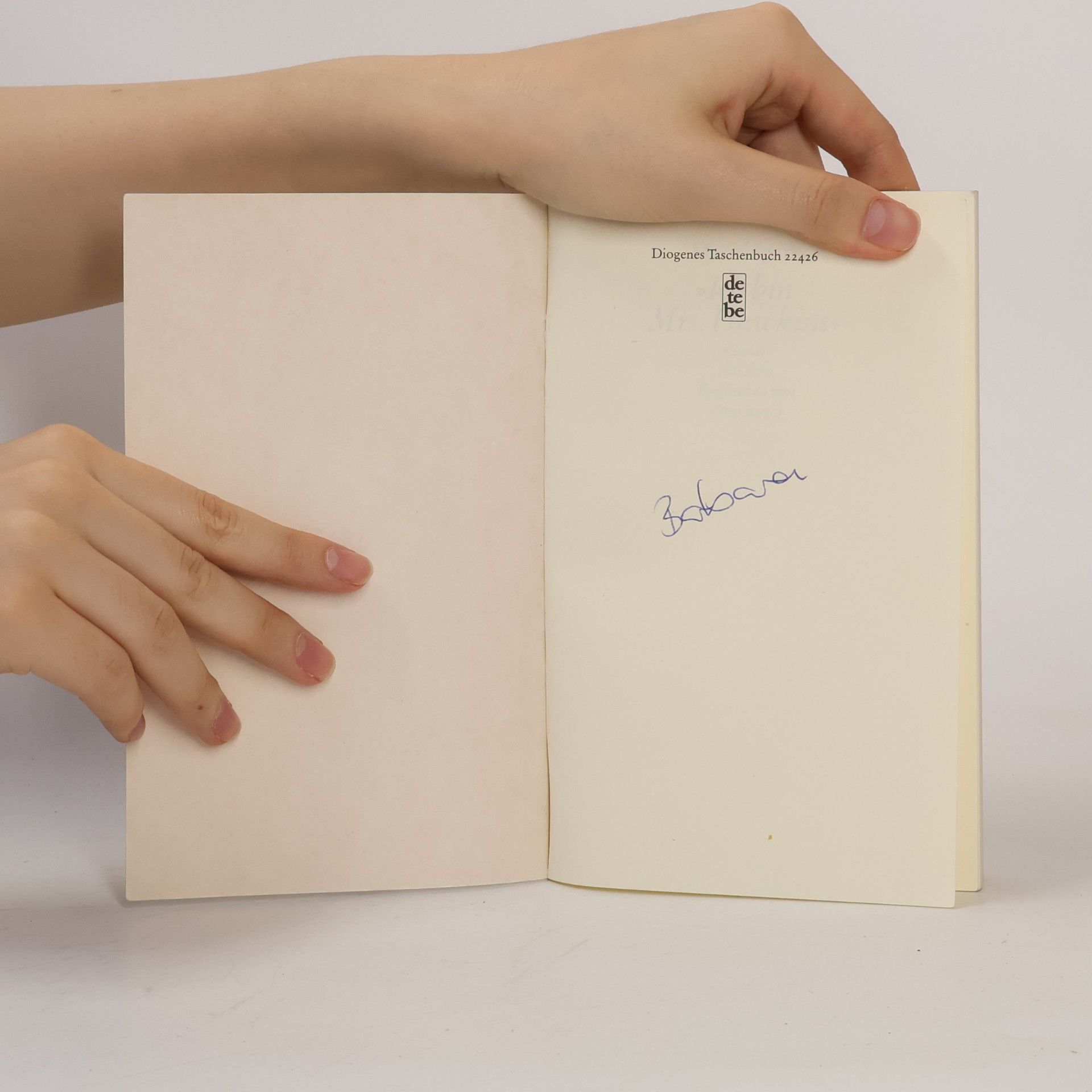 Muriel Spark "Ich bin Mrs. Hawkins"