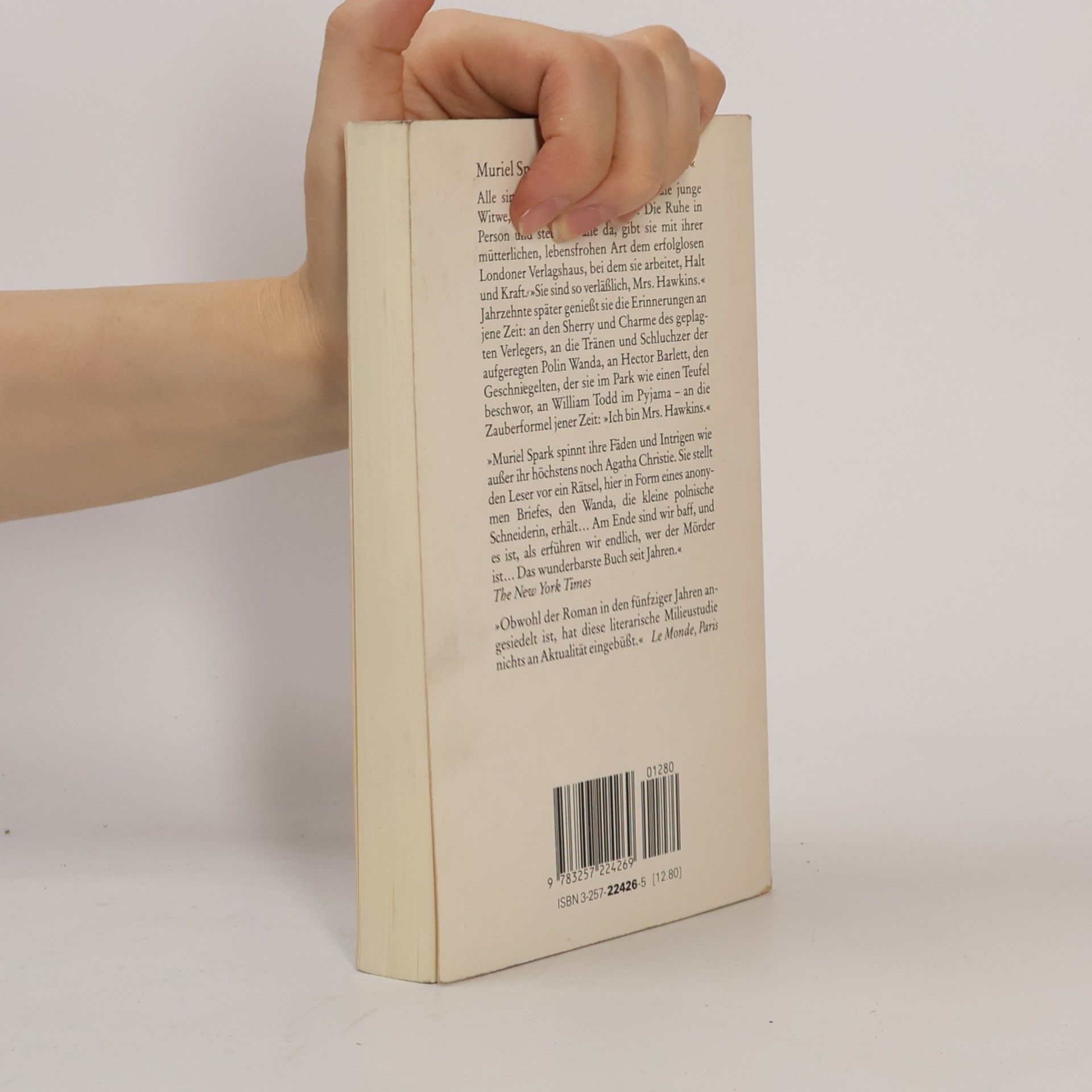 Muriel Spark "Ich bin Mrs. Hawkins"