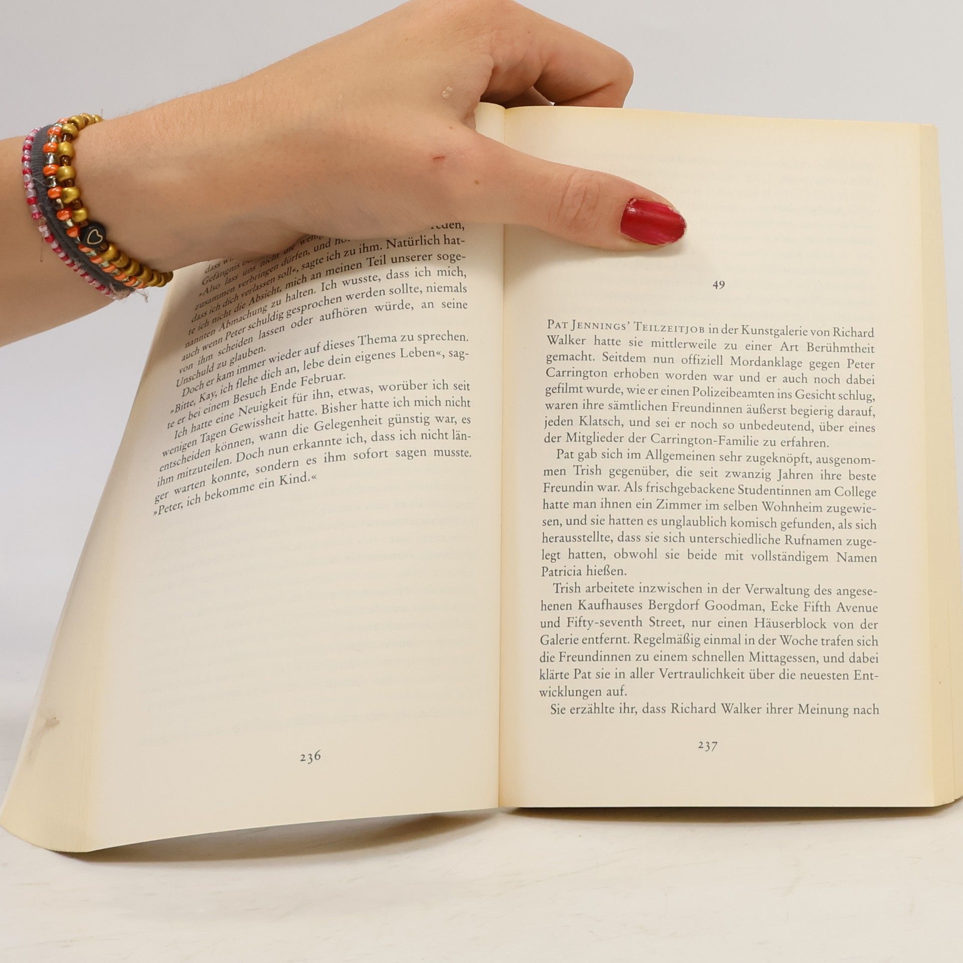 Mary Higgins Clark Und hinter dir die Finsternis