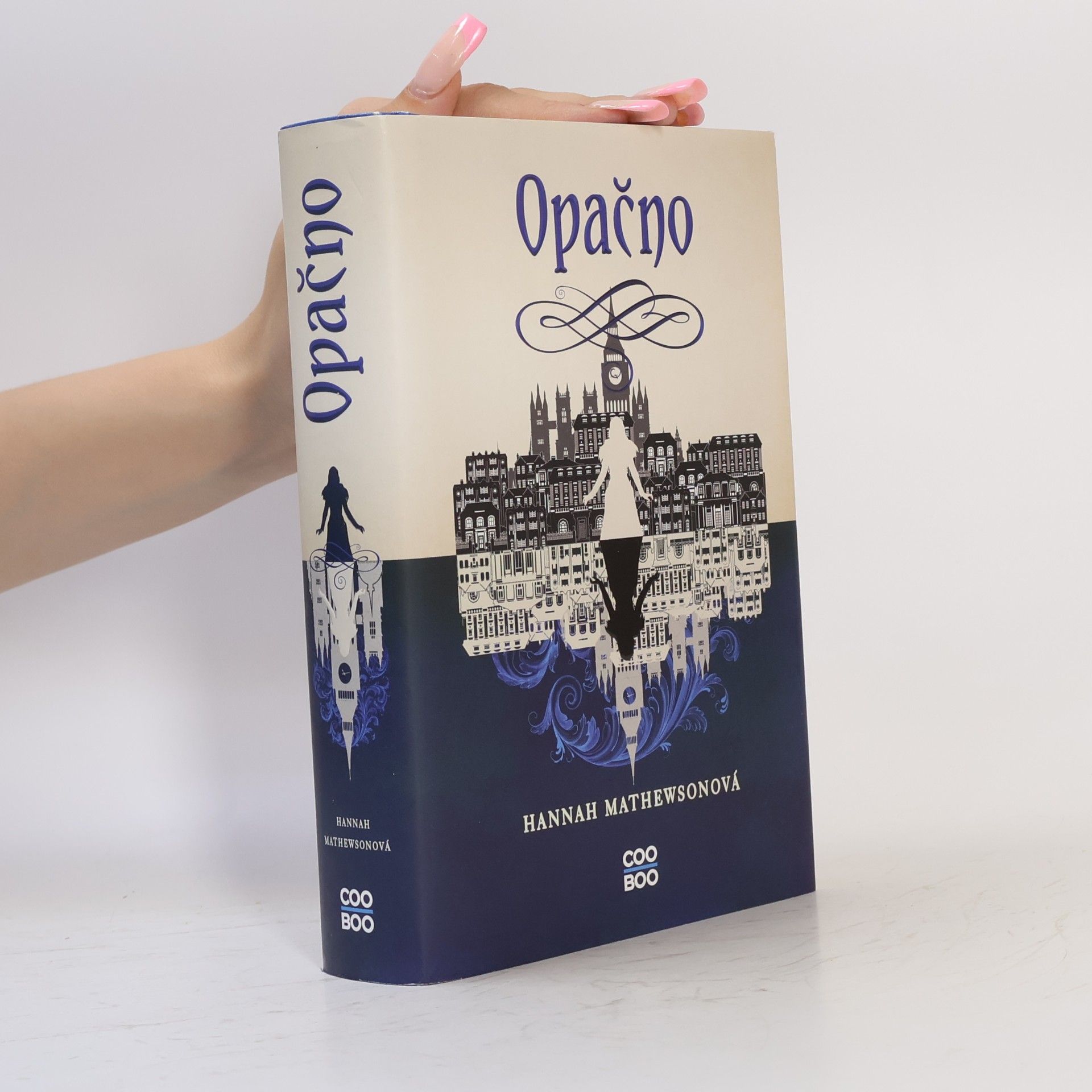 Hannah Mathewson Opačno