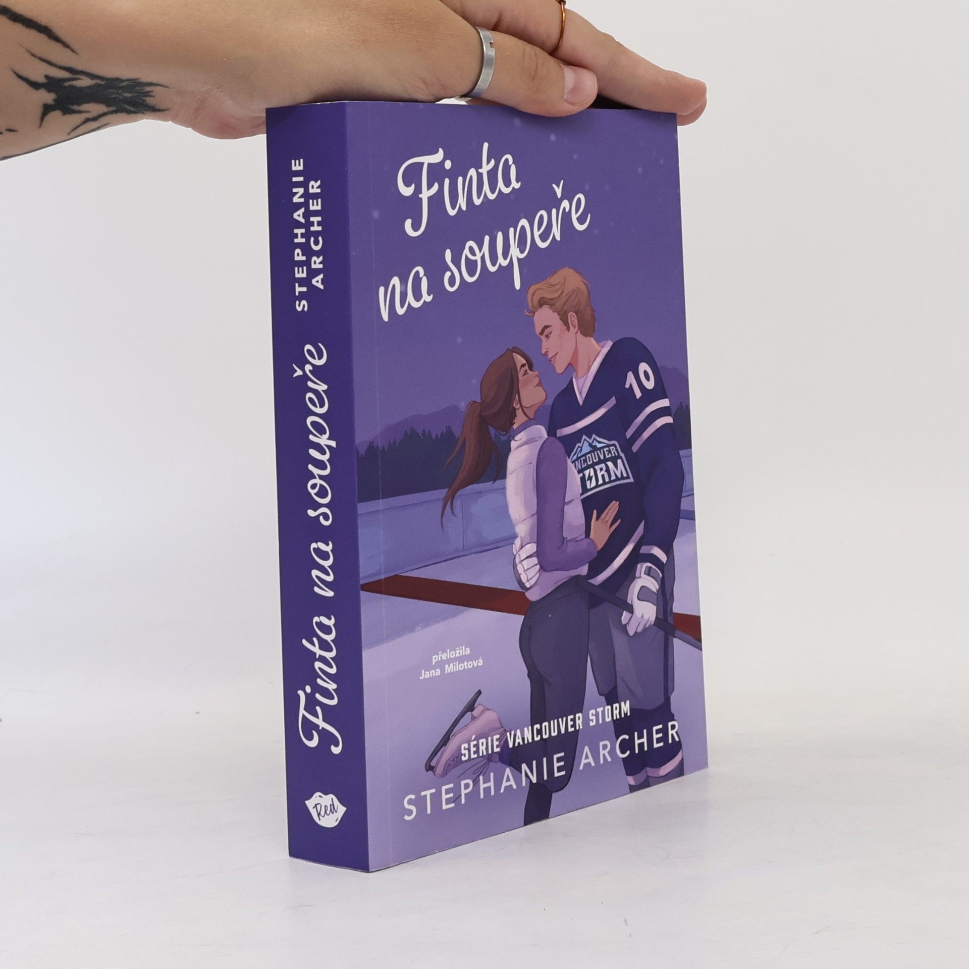 Stephanie Archer Finta na soupeře