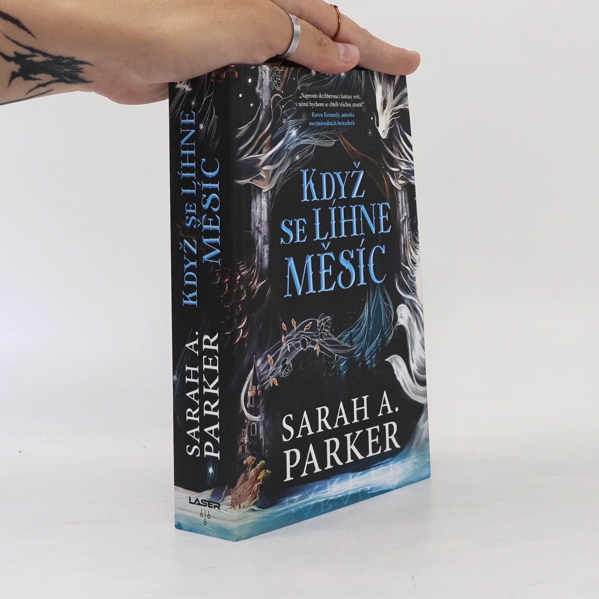 Sarah A. Parker Když se líhne měsíc