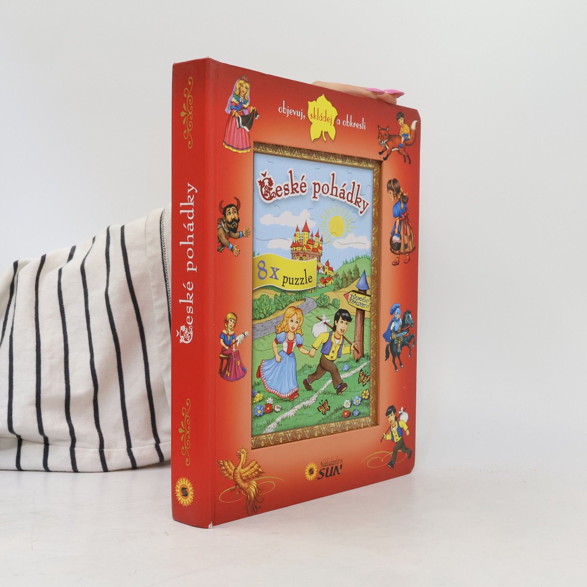 Alexandra Niklíčková České pohádky. 8x puzzle (puzzle je komplet)