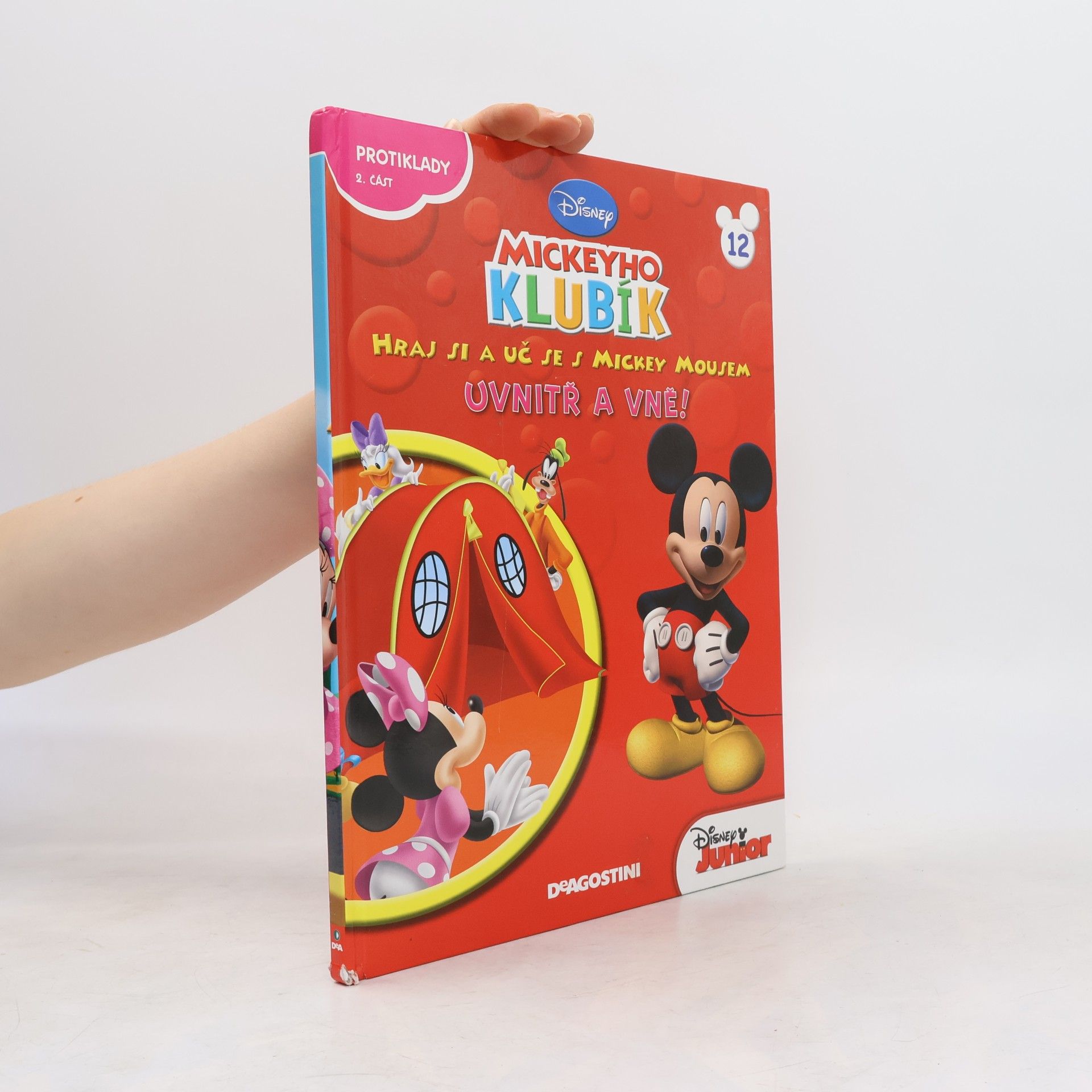 Auteurscollectief Mickeyho klubík. Hraj si a uč se s Mickey Mousem 12. Uvnitř a vně!