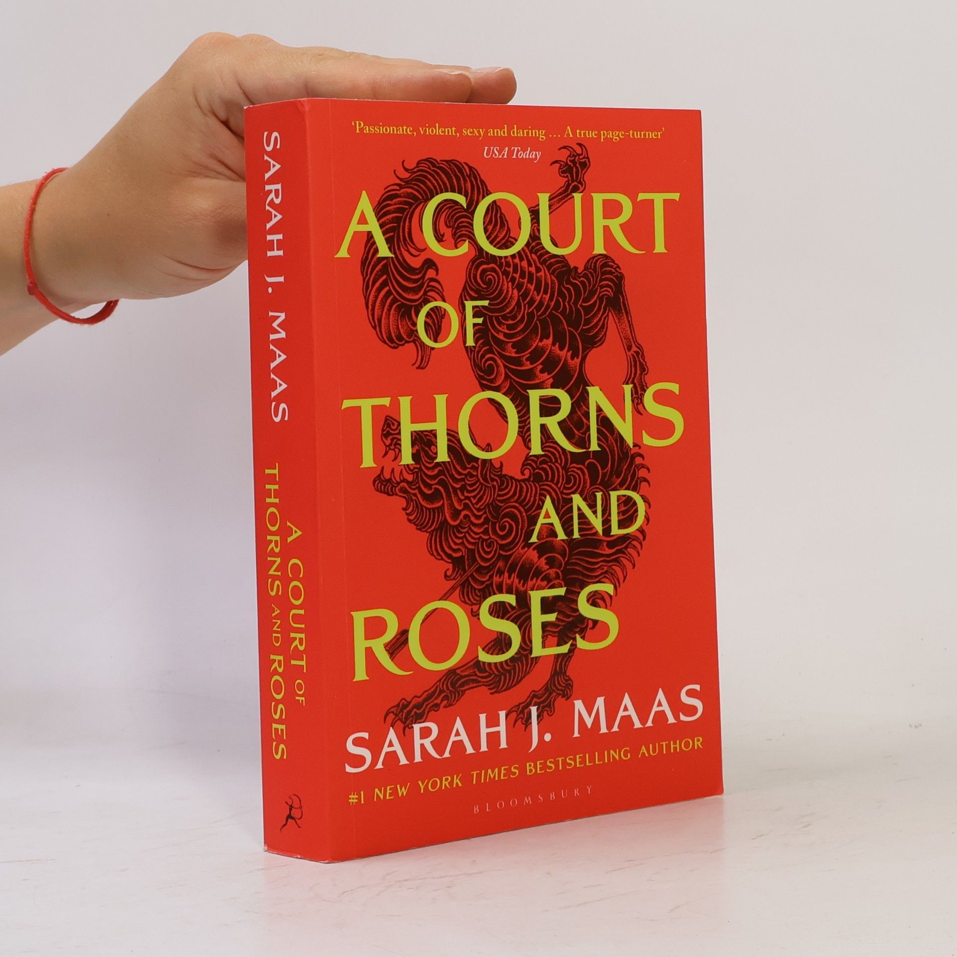 A Court of Thorns and Roses