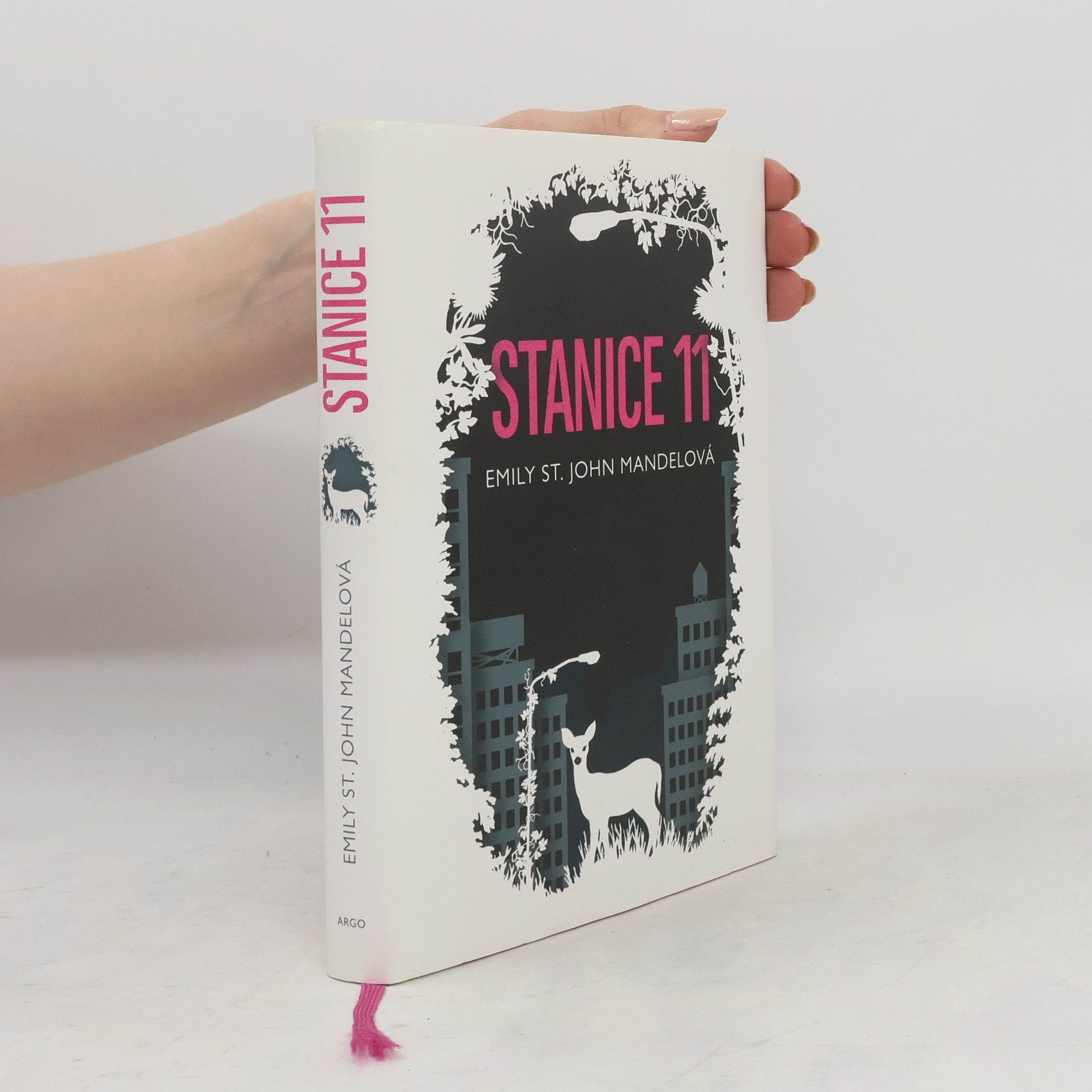 Emily St. John Mandel Stanice 11