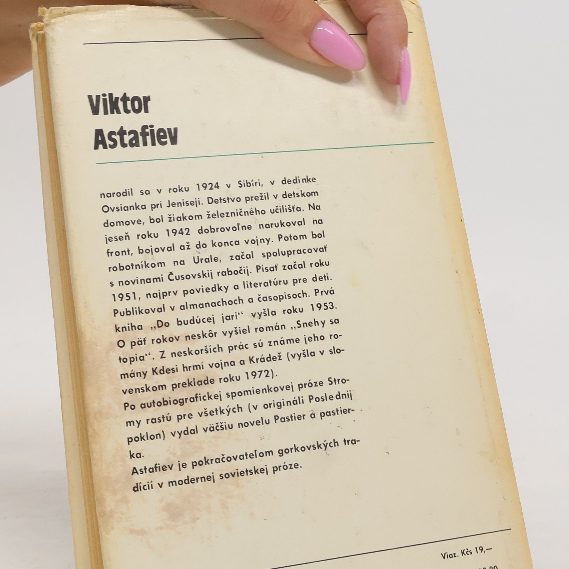 Viktor Astafiev Stromy rastú pre všetkých