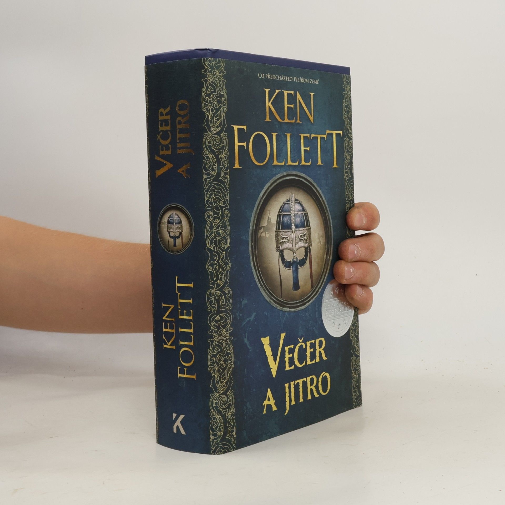 Ken Follett Večer a jitro