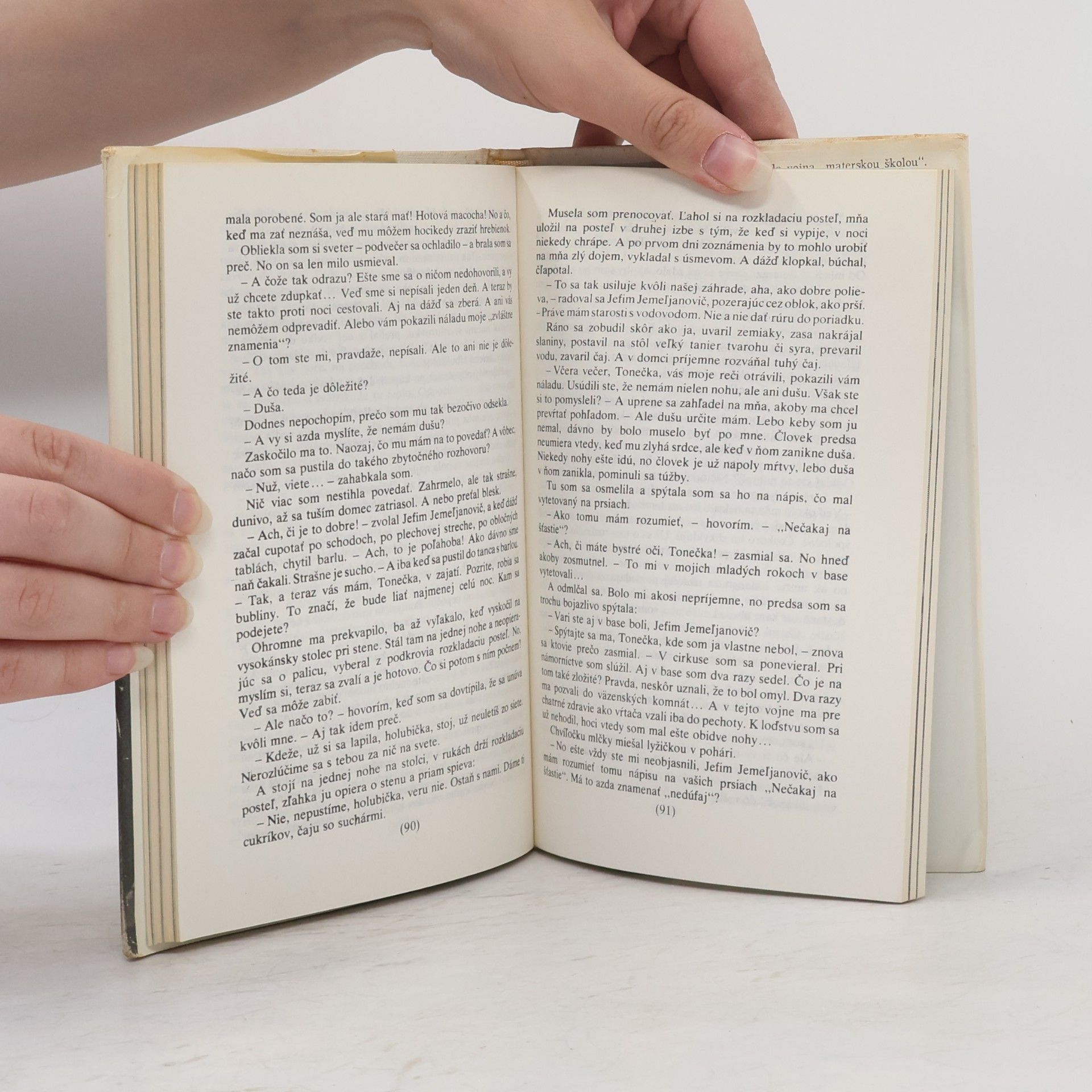 Autorenkollektiv Moskva slzám neverí. Prvý raz vydatí. Materská škola