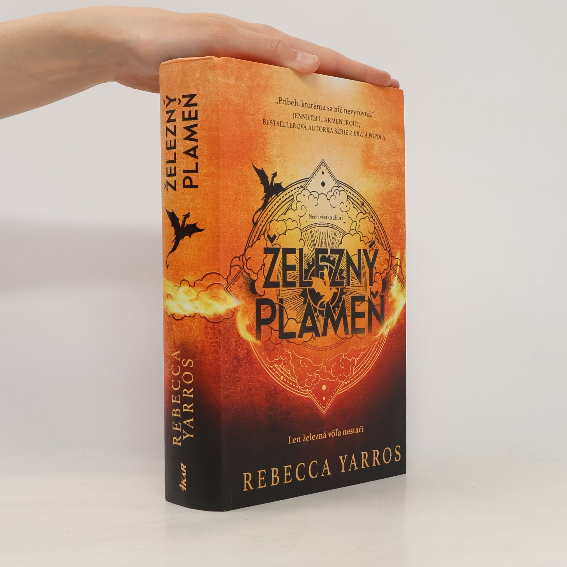 Rebecca Yarros Železný plameň