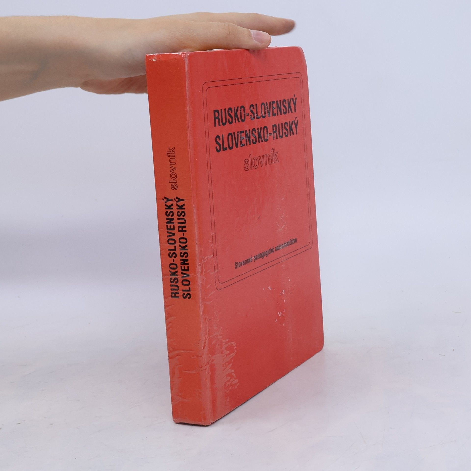 Various authors Rusko-slovenský a slovensko-ruský slovník