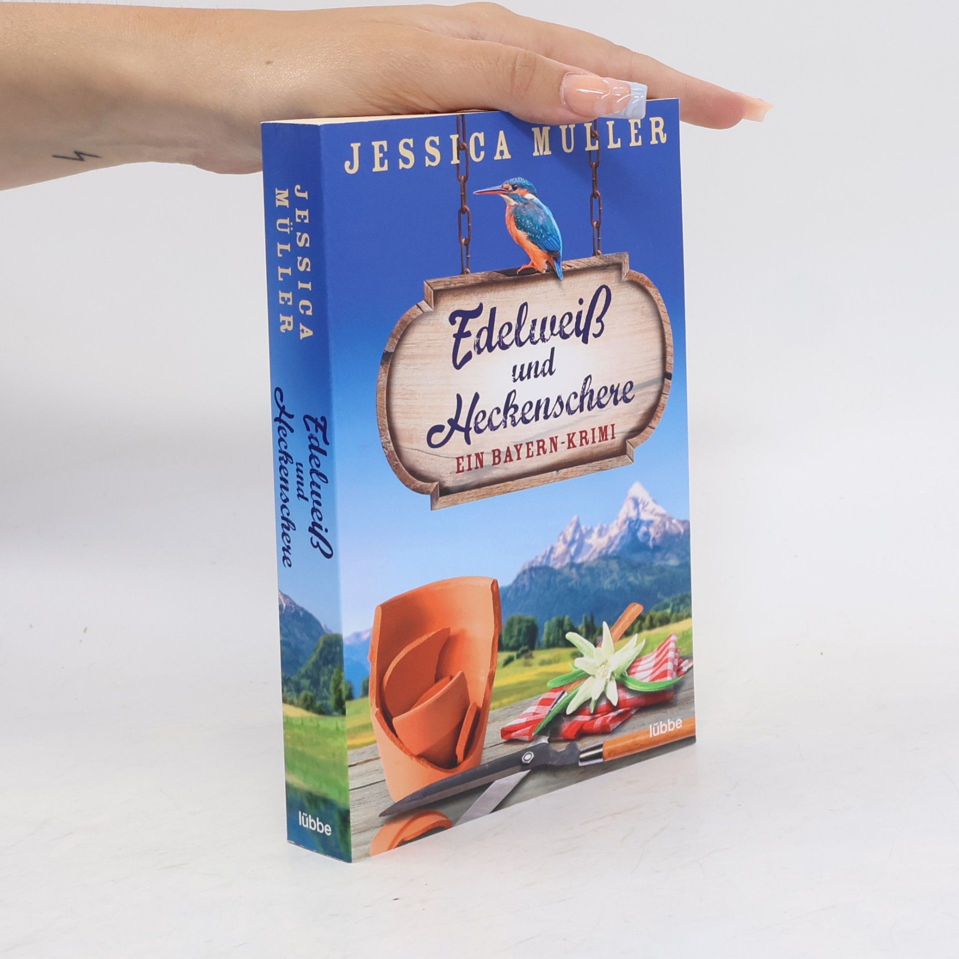 Edelweiß und Heckenschere