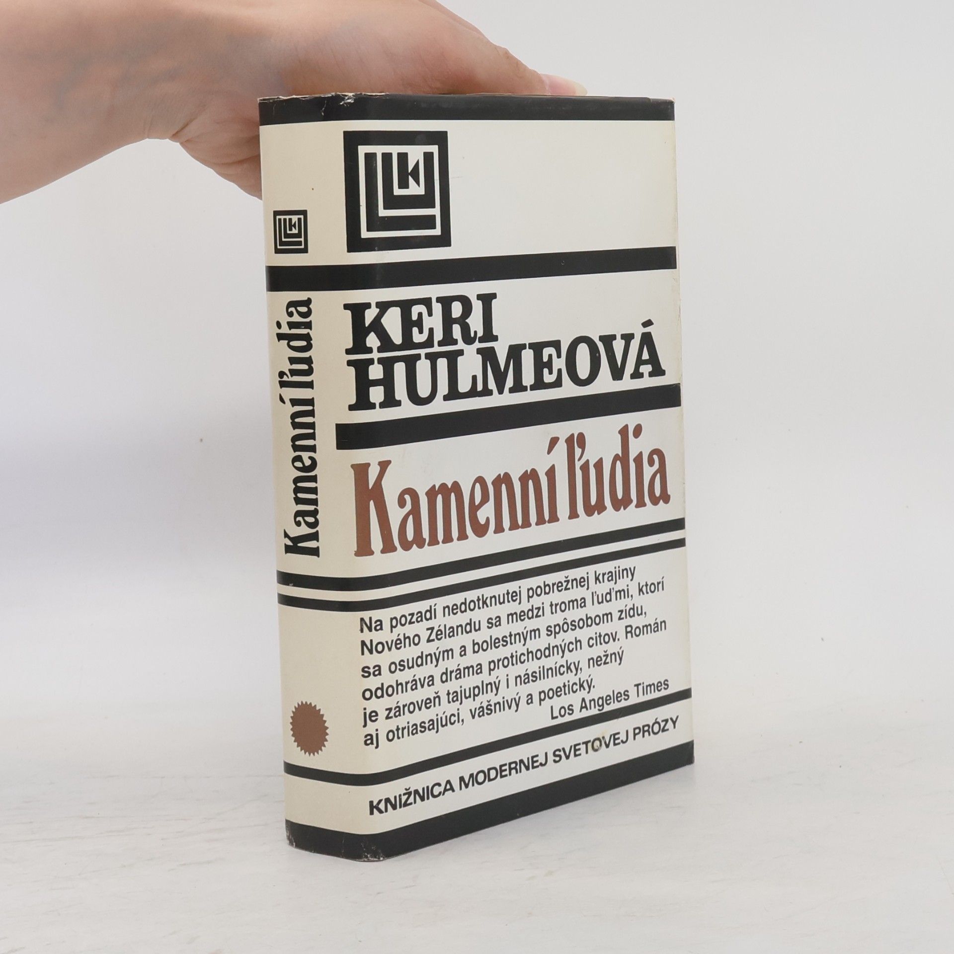 Keri Hulme Kamenní ľudia