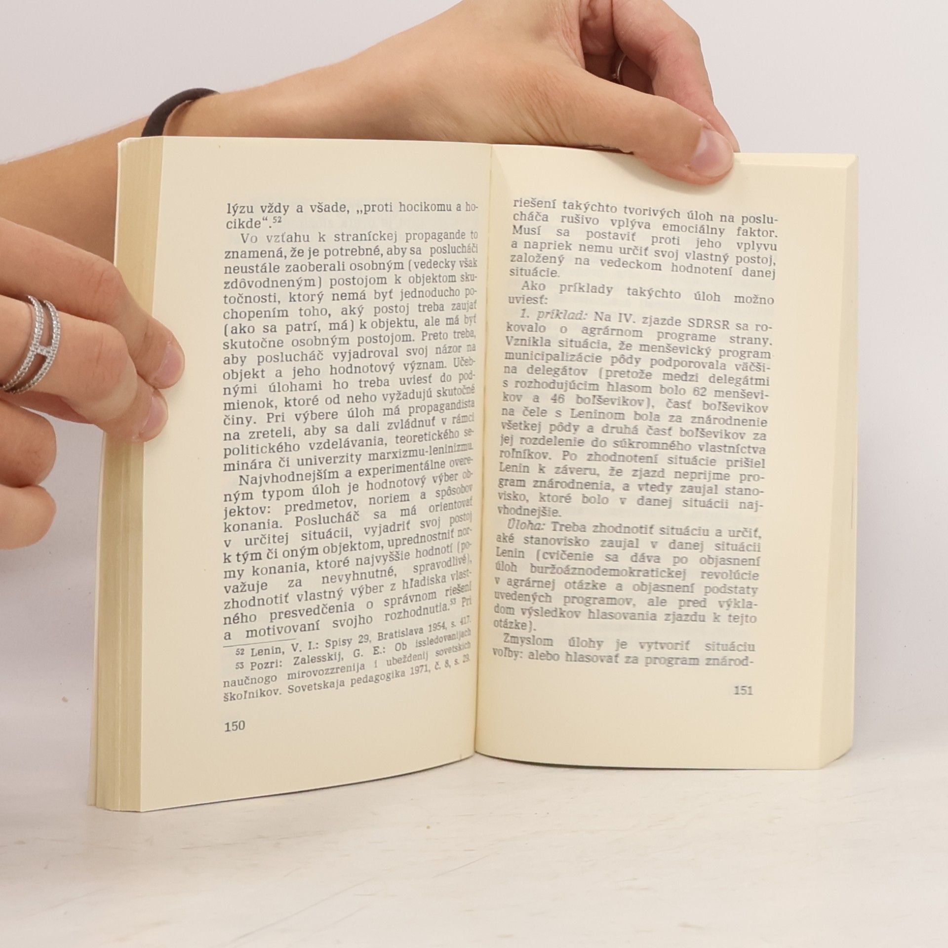 E. C. Sadmajev Prvky psychologie a pedagogiky v stranické propagandě