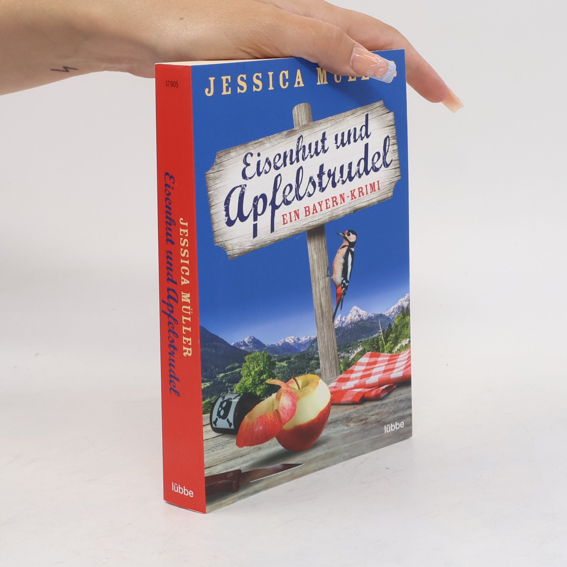 Jessica Müller Eisenhut und Apfelstrudel
