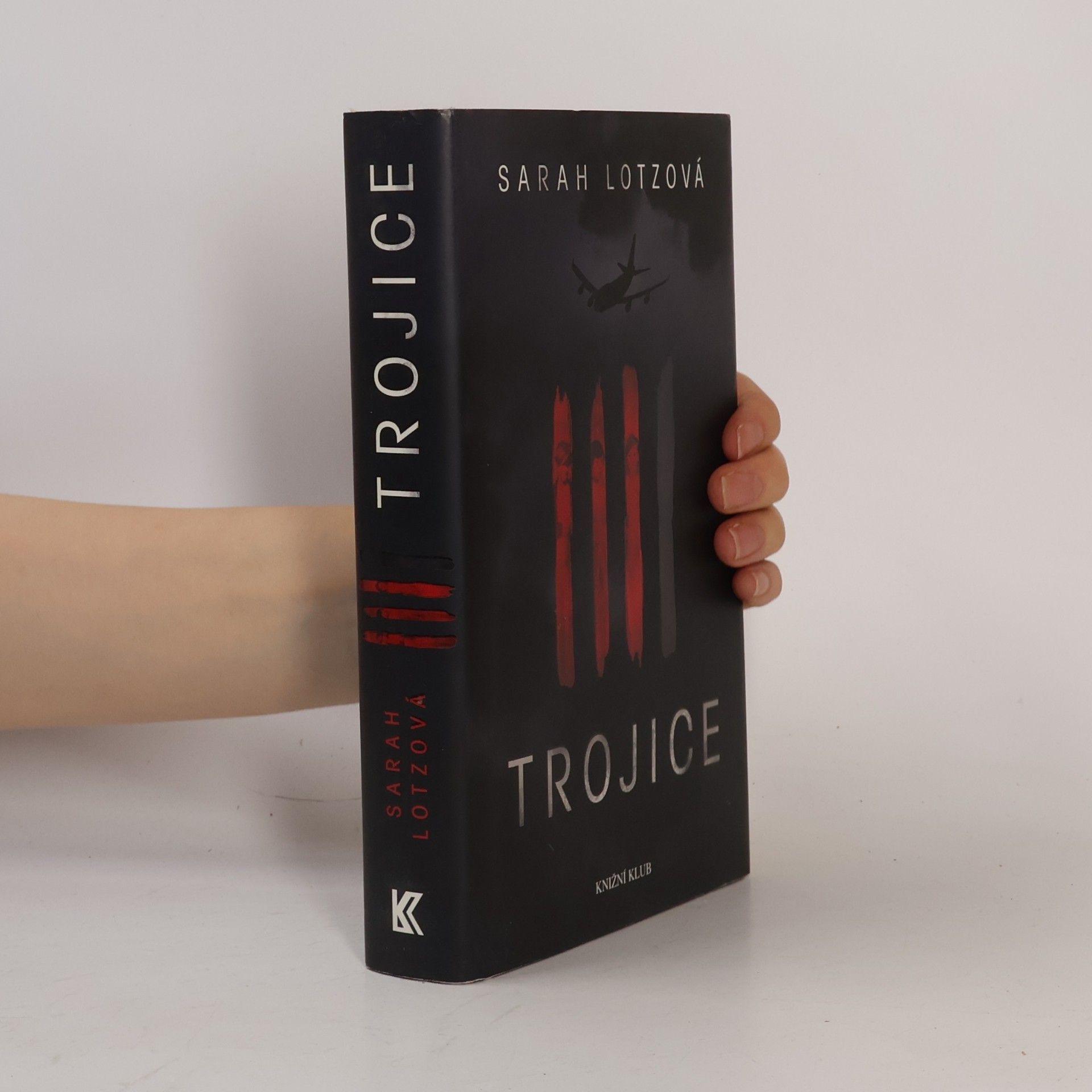 Sarah Lotz Trojice