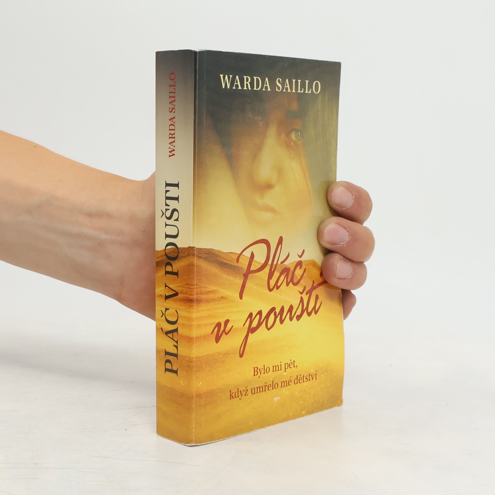 Ouarda Saillo Pláč v poušti