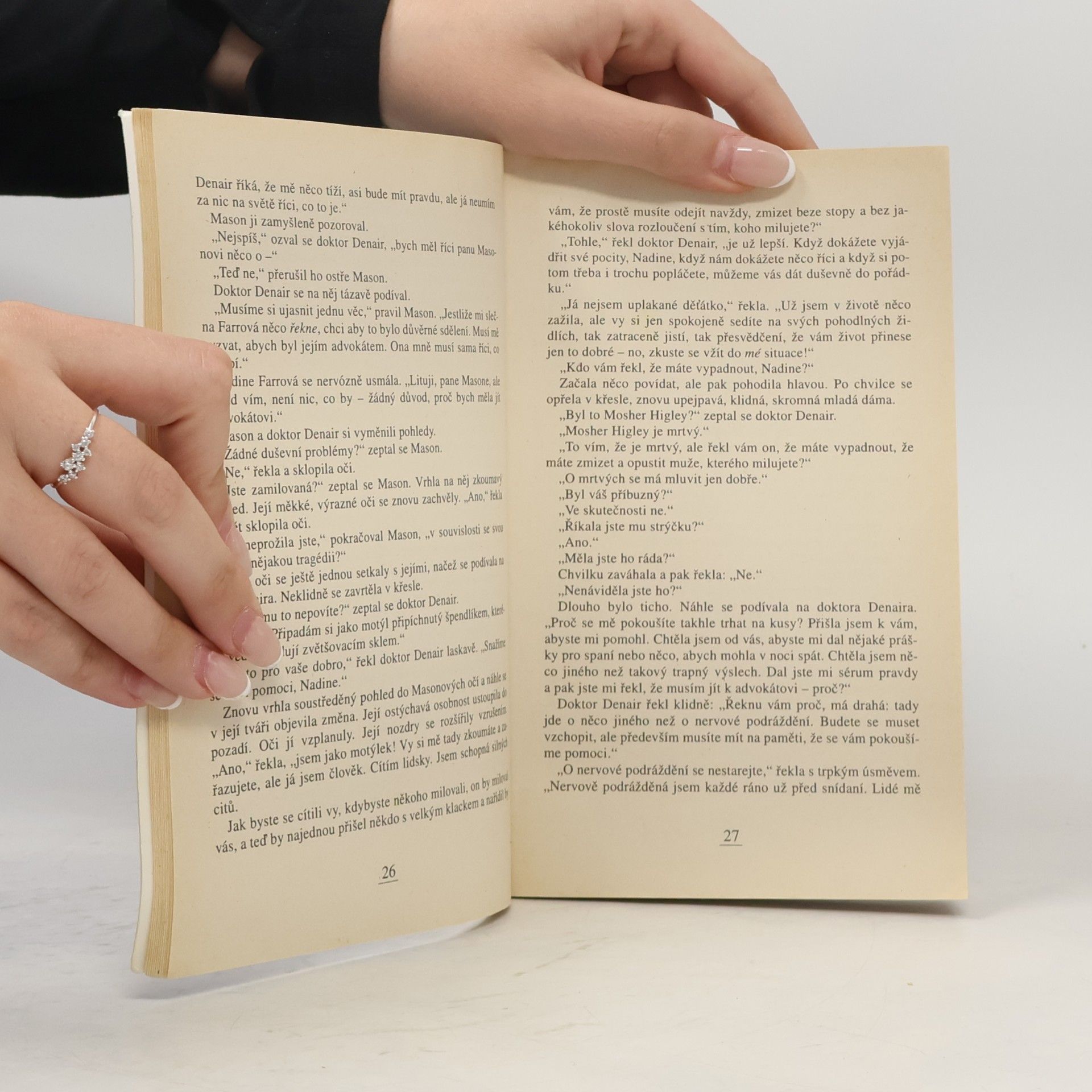 Erle Stanley Gardner Případ ostýchavé obžalované