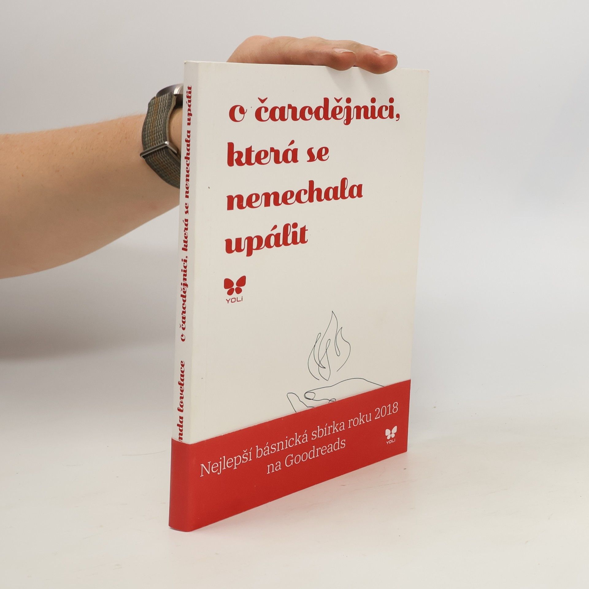 Amanda Lovelace O čarodějnici, která se nenechala upálit