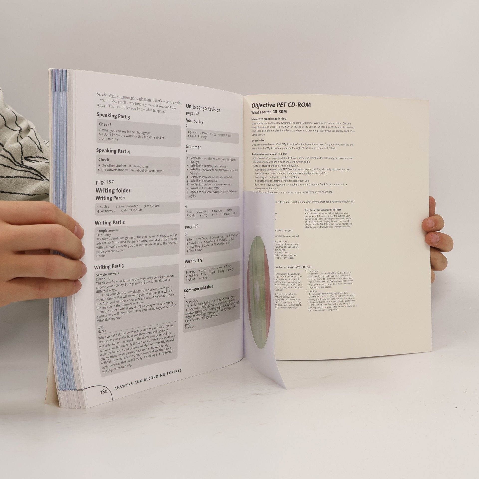Louise Hashemi Objective PET. Student's book