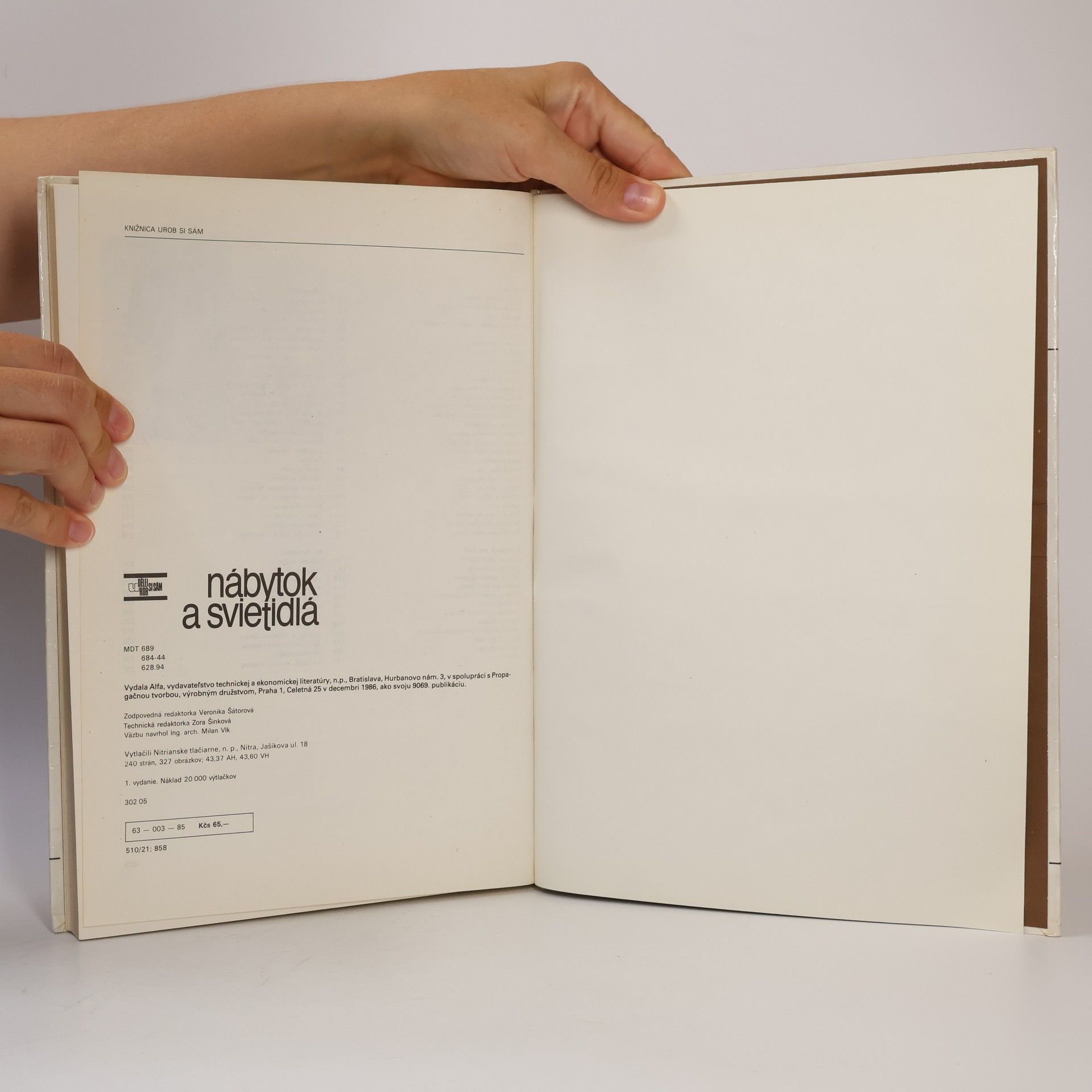 Autores varios Nábytok a svietidlá