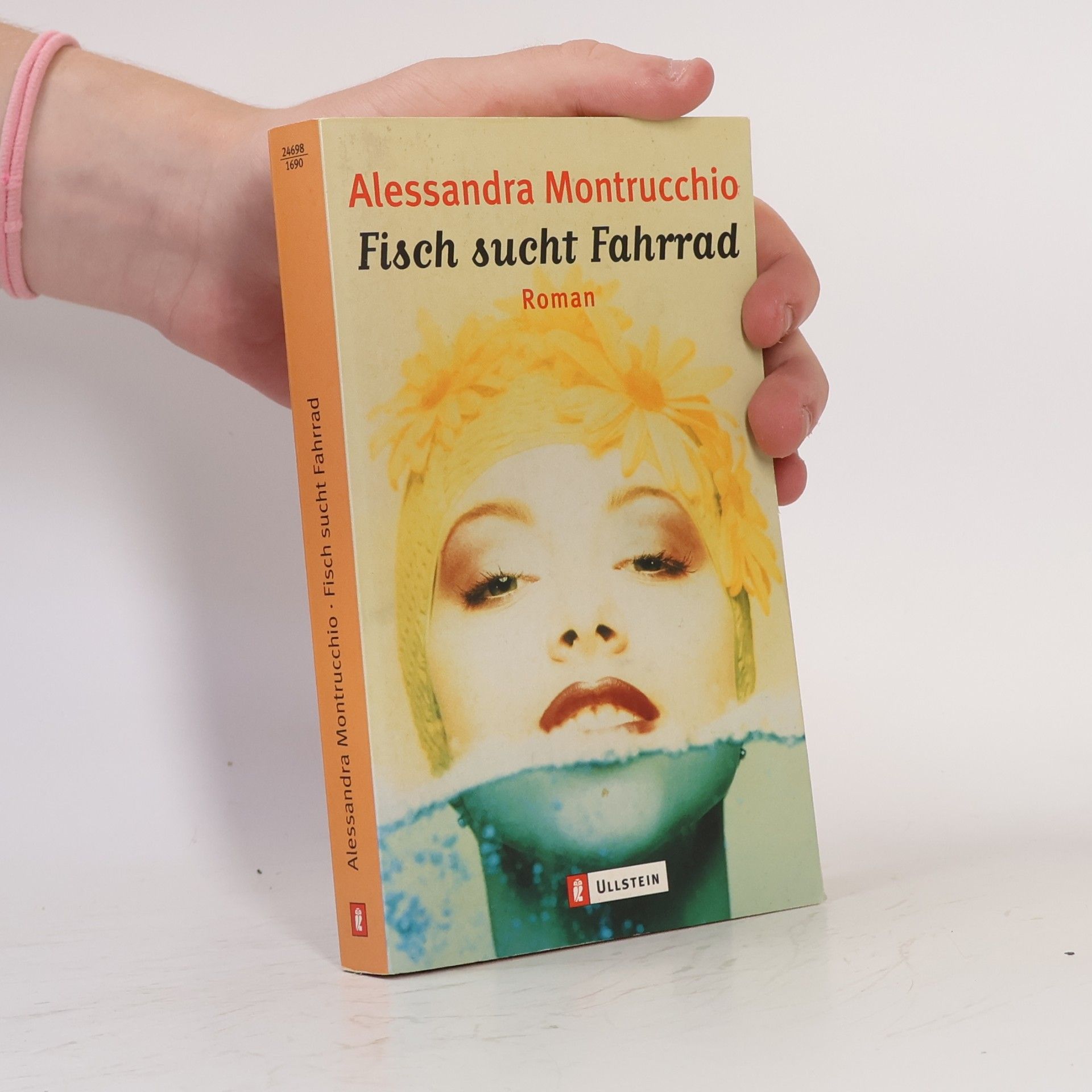 Alessandra Montrucchio Fisch sucht Fahrrad