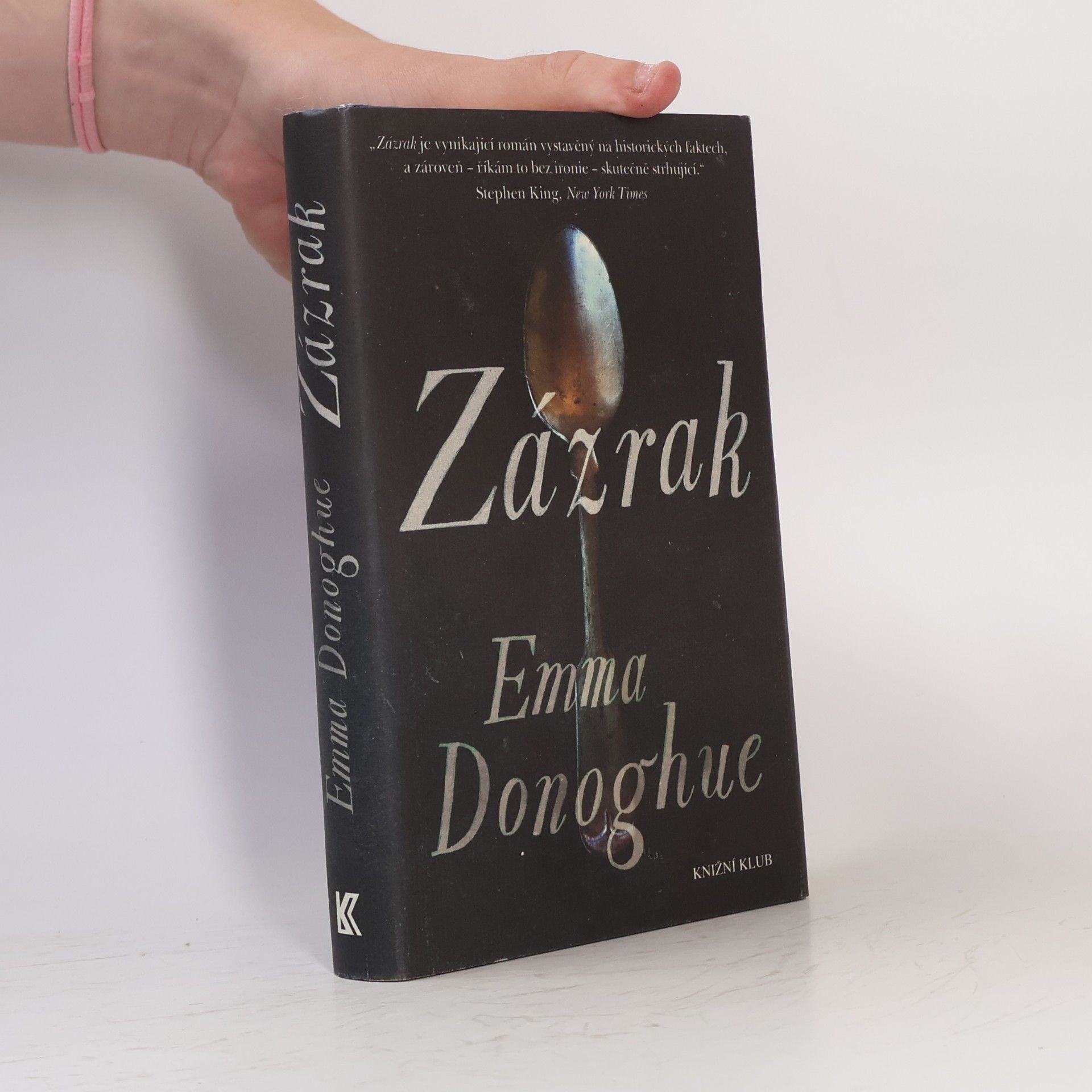 Emma Donoghue Zázrak