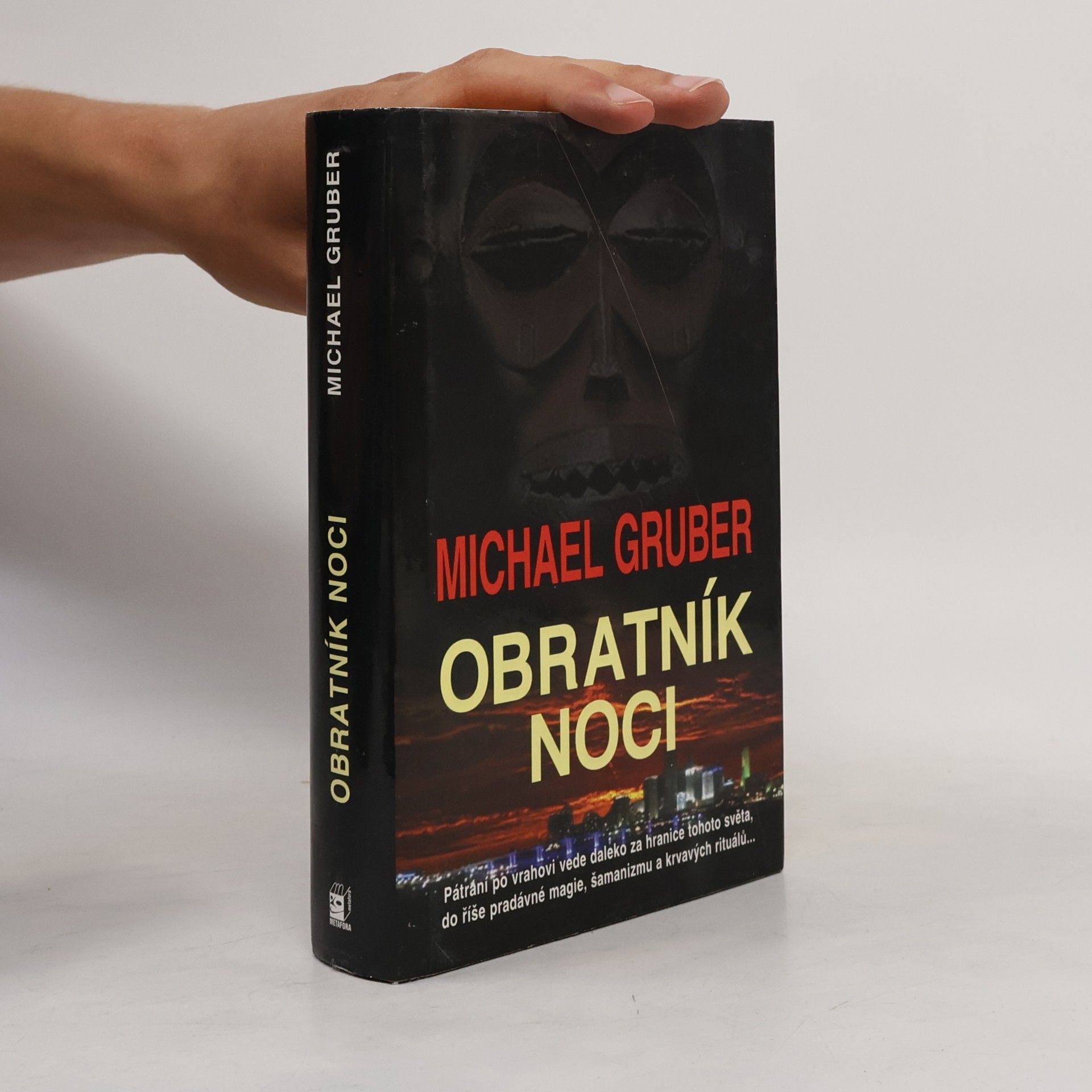Michael Gruber Obratník noci