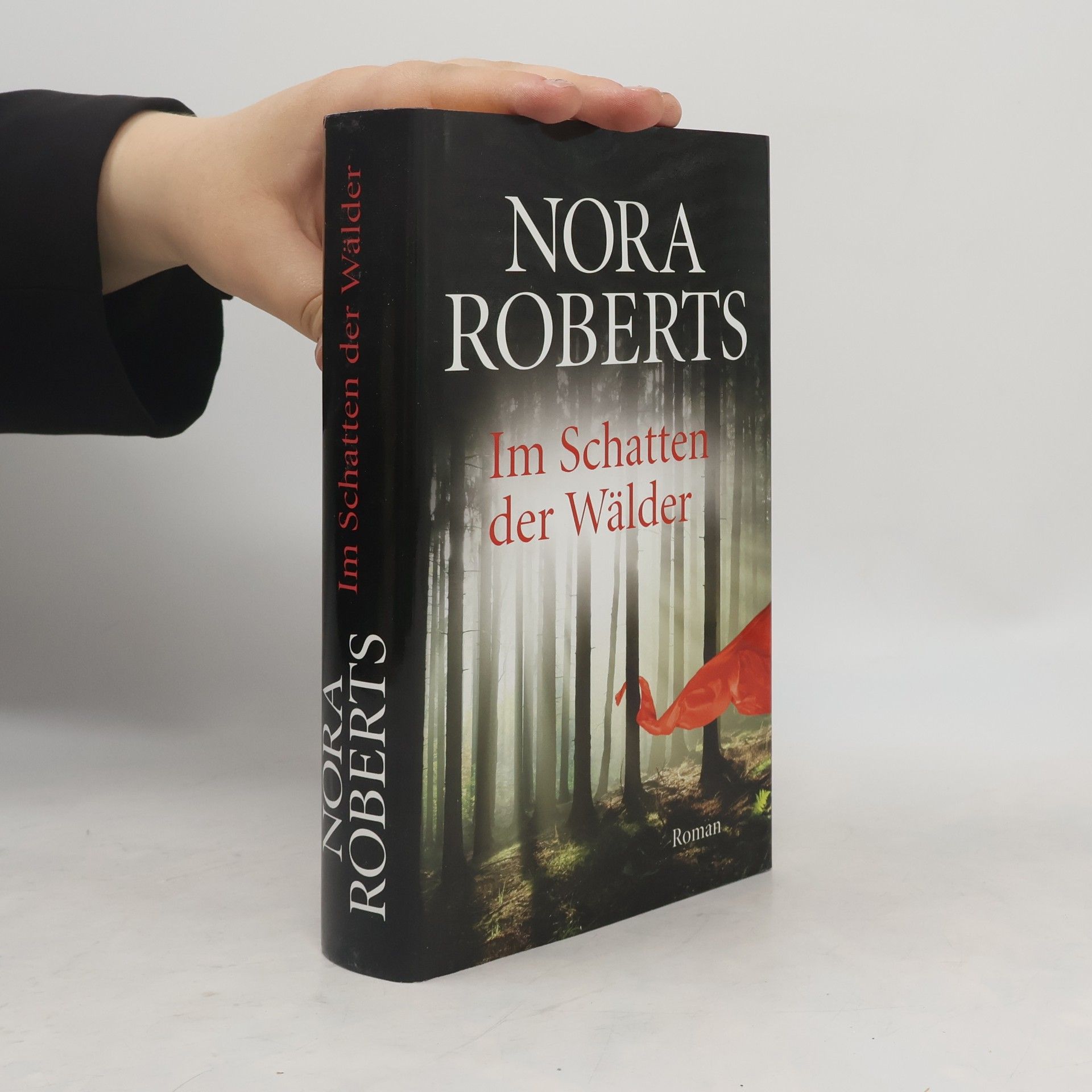 Nora Roberts Im Schatten der Wälder