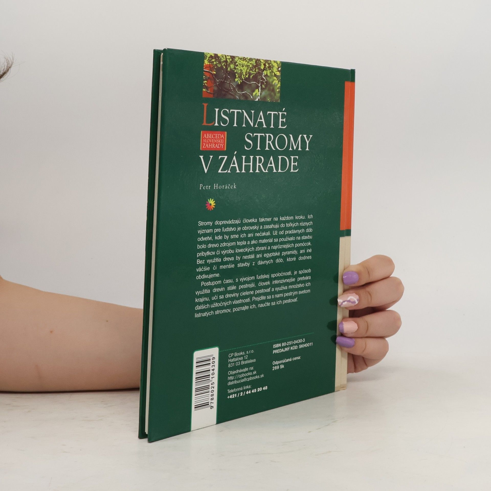 Horacek Petr Listnaté stromy v záhrade