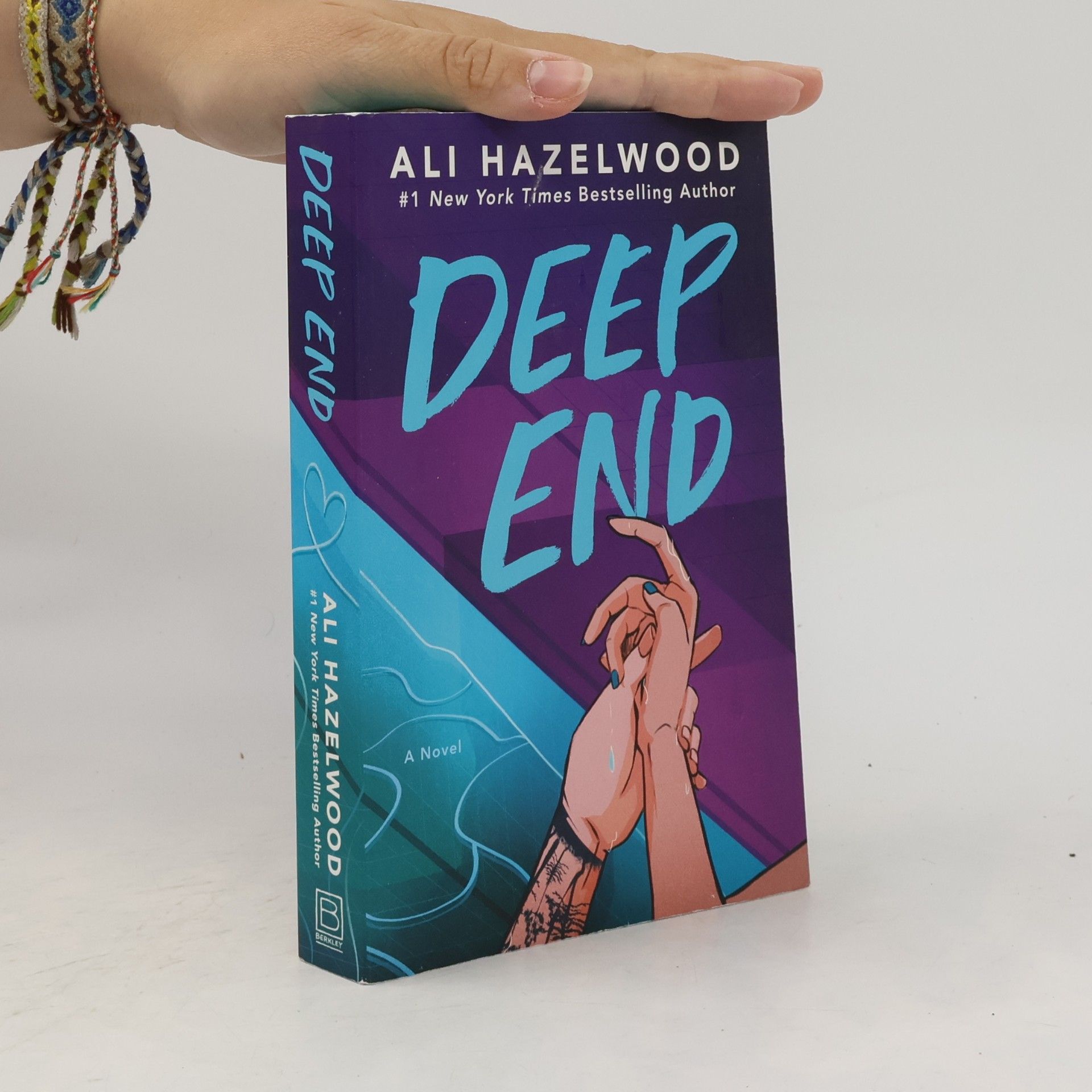Ali Hazelwood Deep End