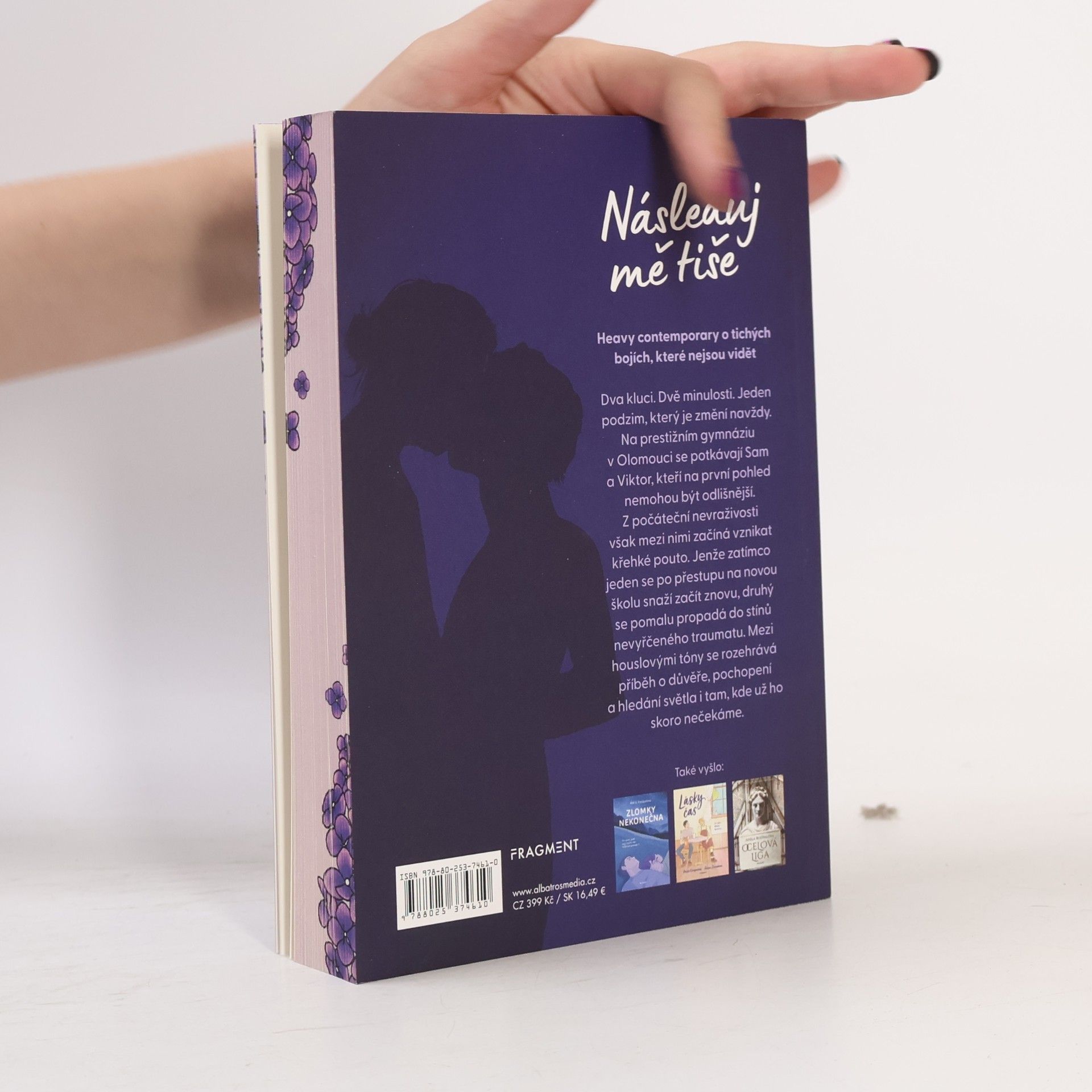 Adéla Rosípalová Následuj mě tiše