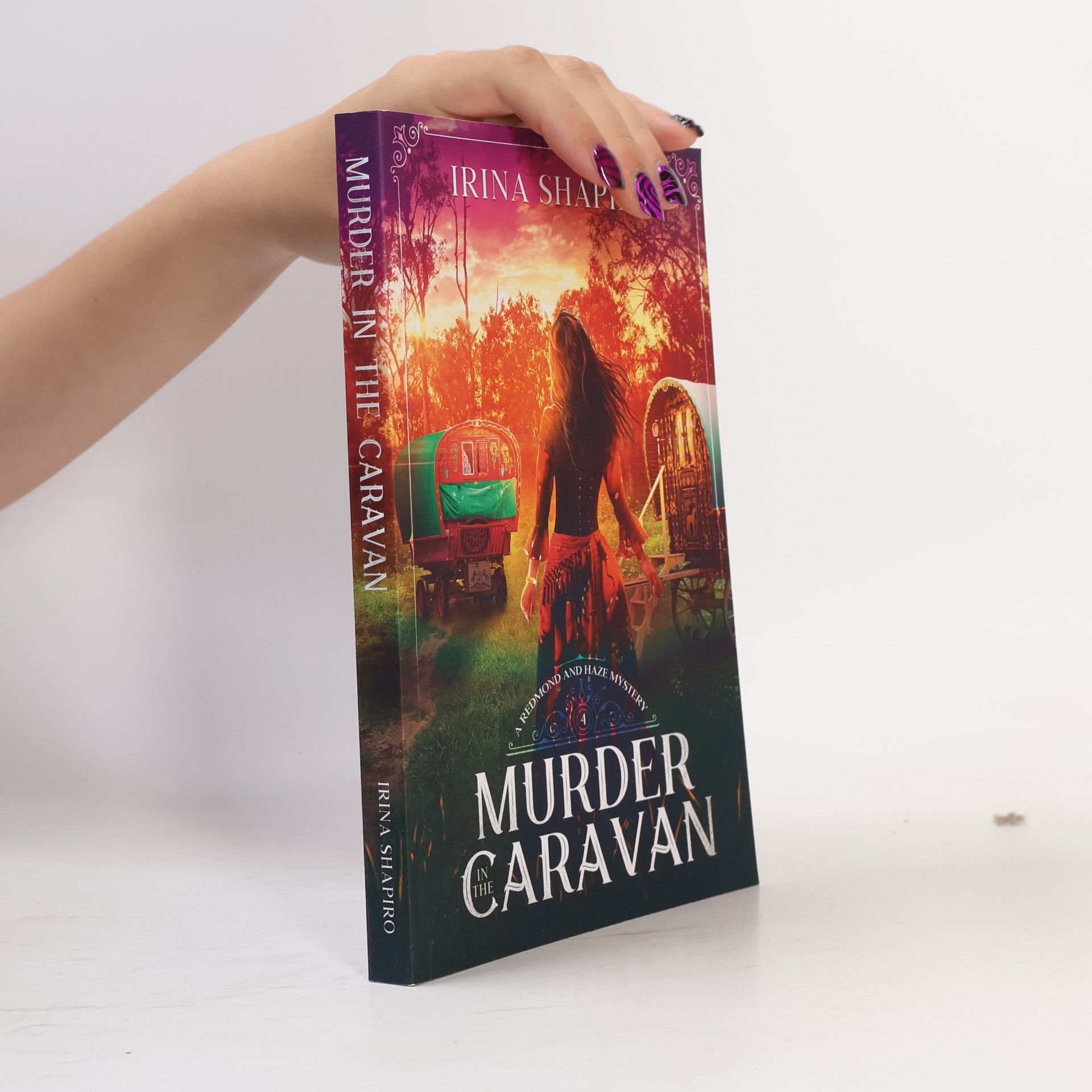 Irina Shapiro Redmond and Haze Mystery - 4: Murder in the Caravan