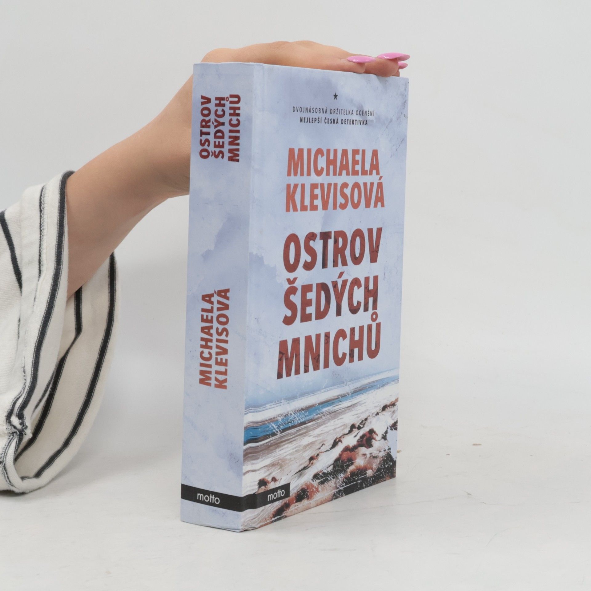 Michaela Klevisová Ostrov šedých mnichů