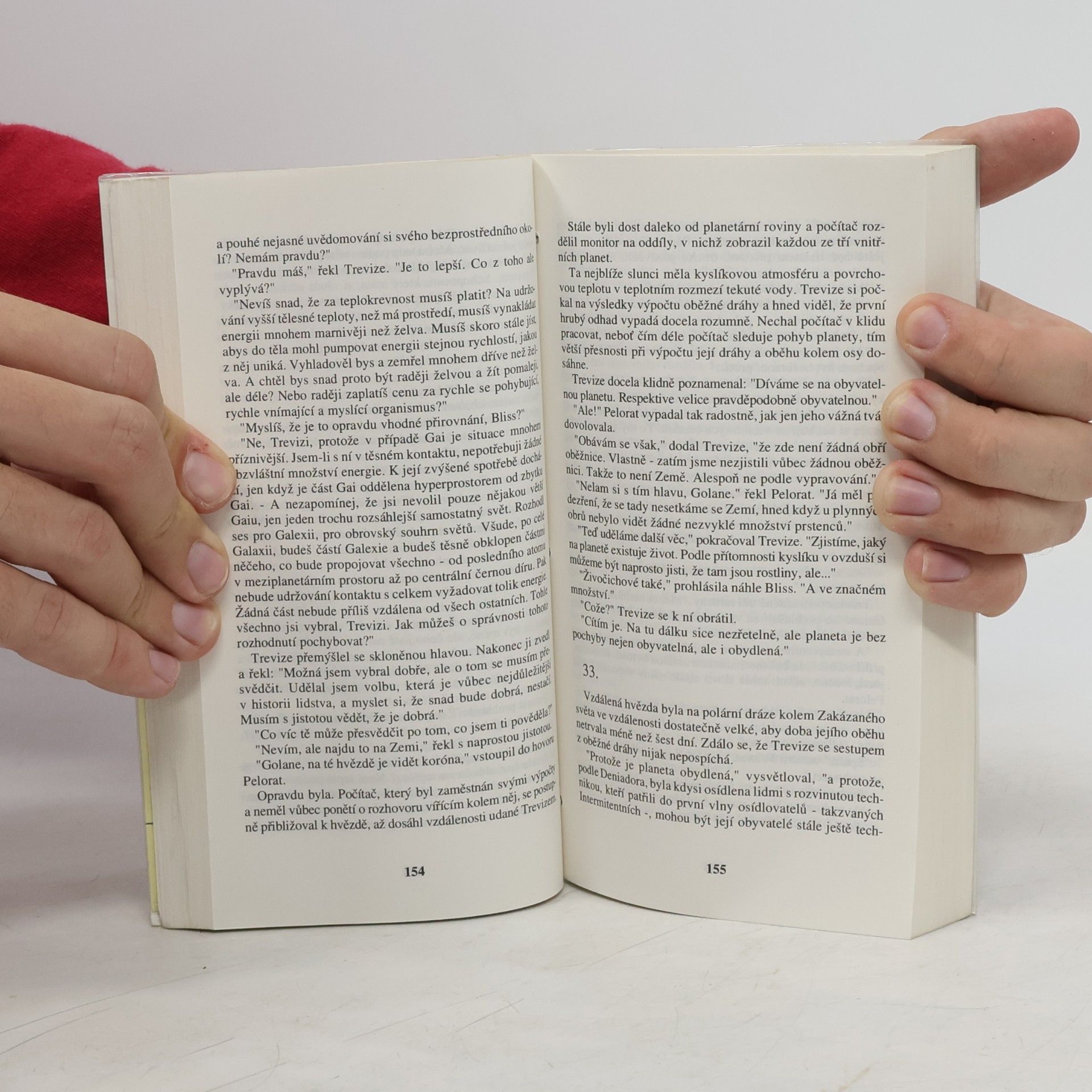 Isaac Asimov Nadace a Země