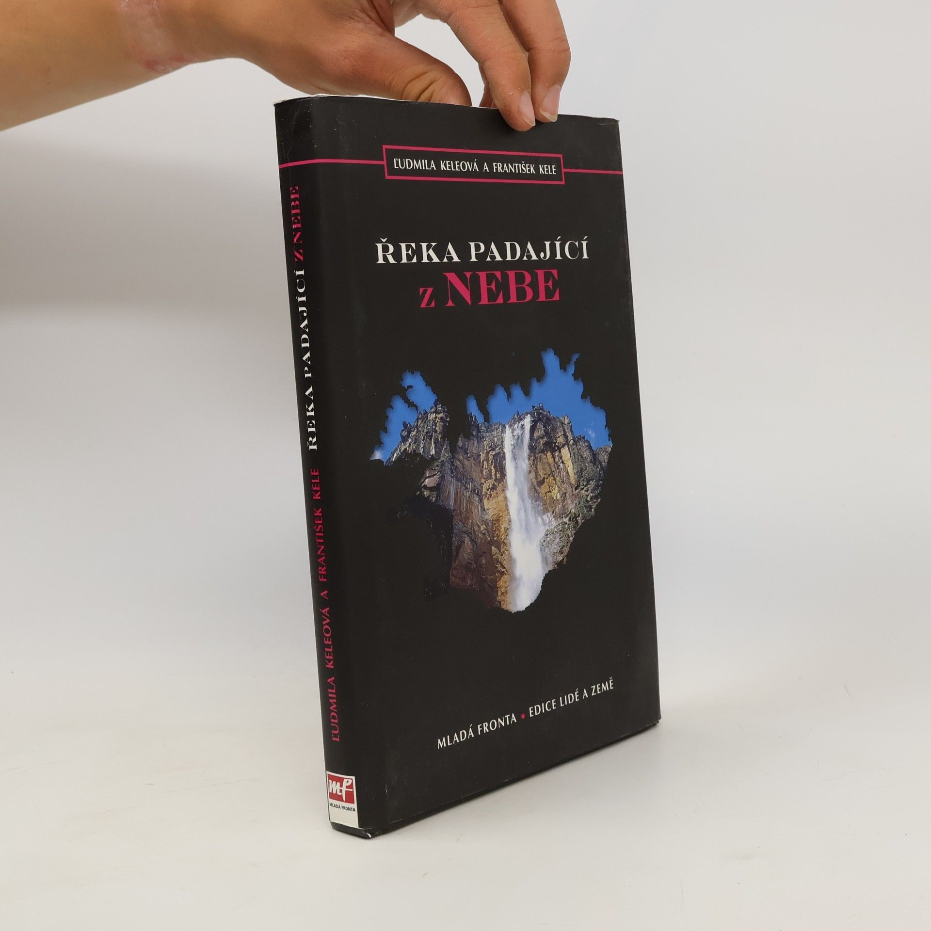 František Kele Řeka padající z nebe