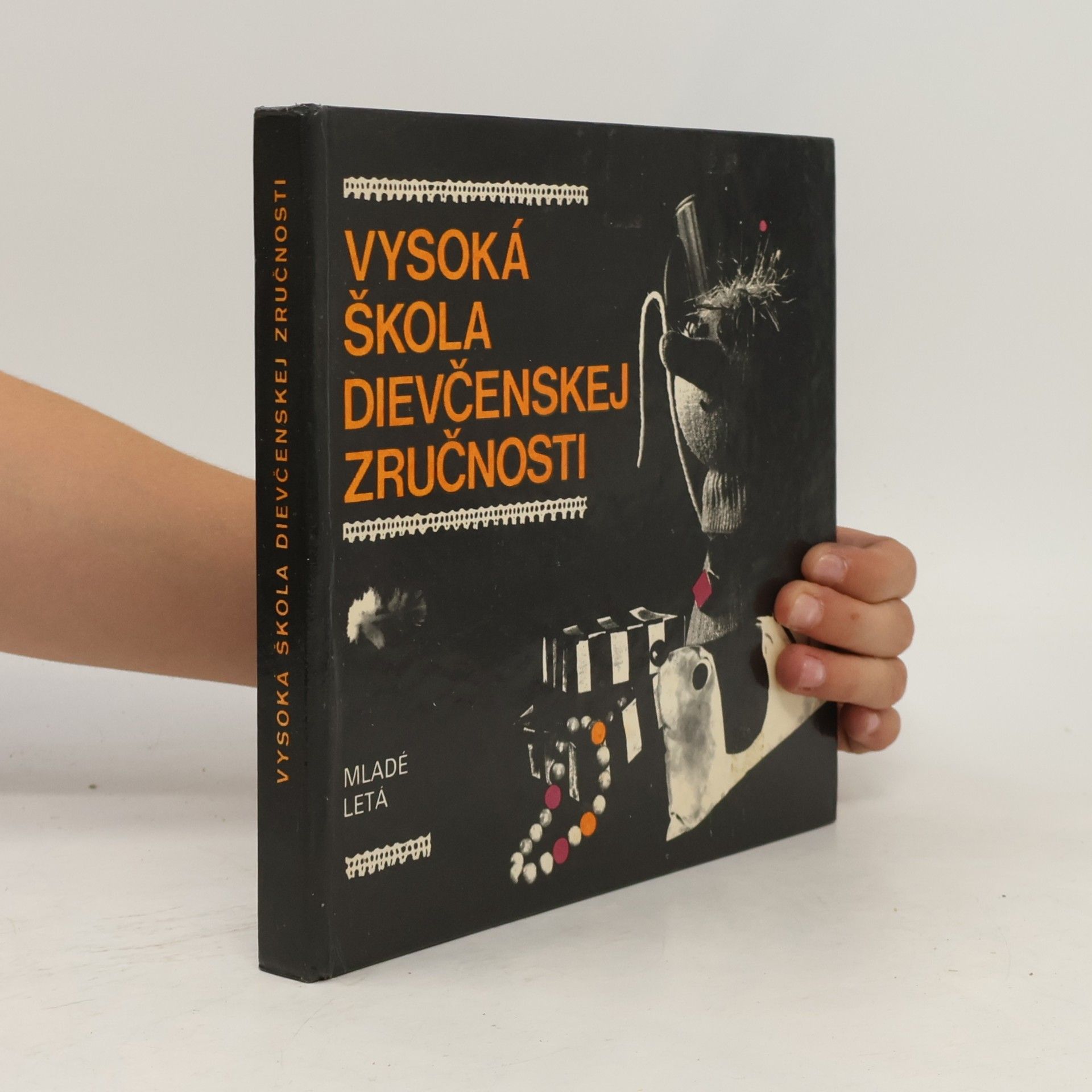 Kveta Dašková Vysoká škola dievčenskej zručnosti