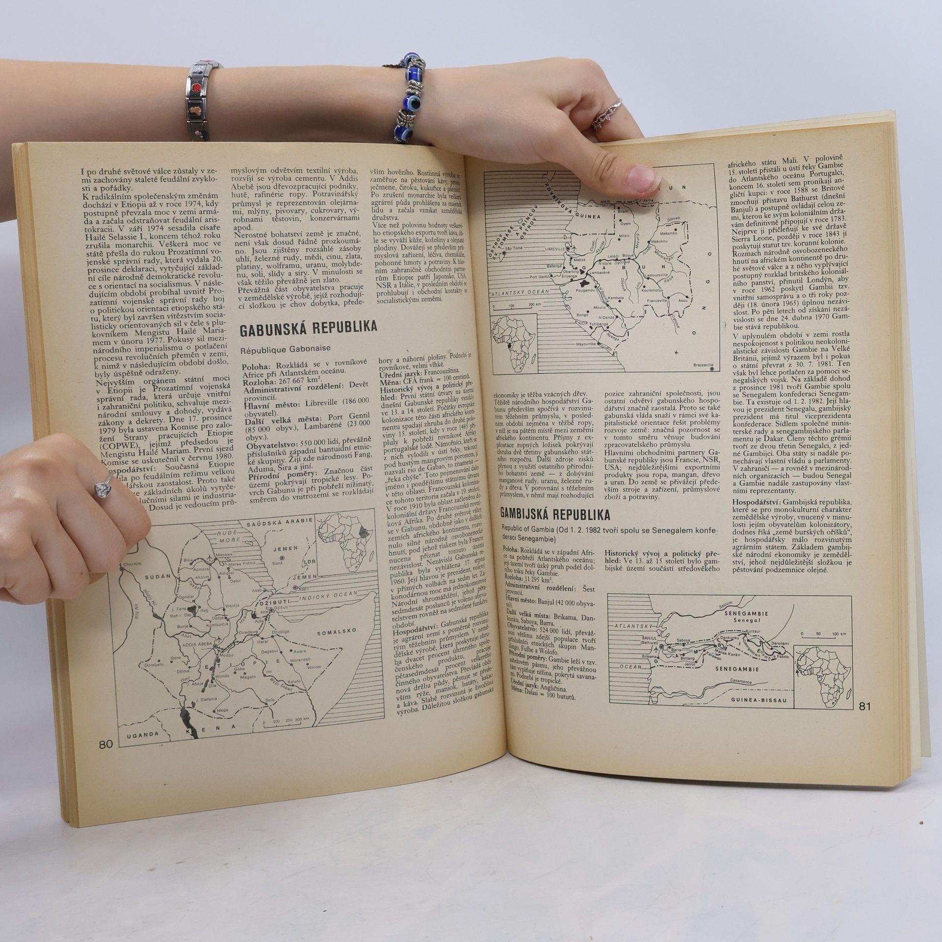 Autores varios Atlas světa
