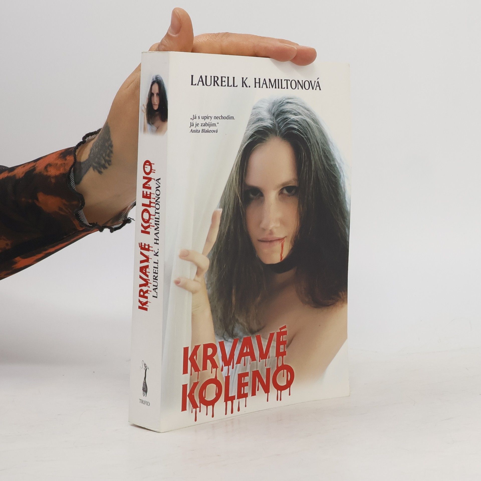 Laurell Kaye Hamilton Krvavé koleno
