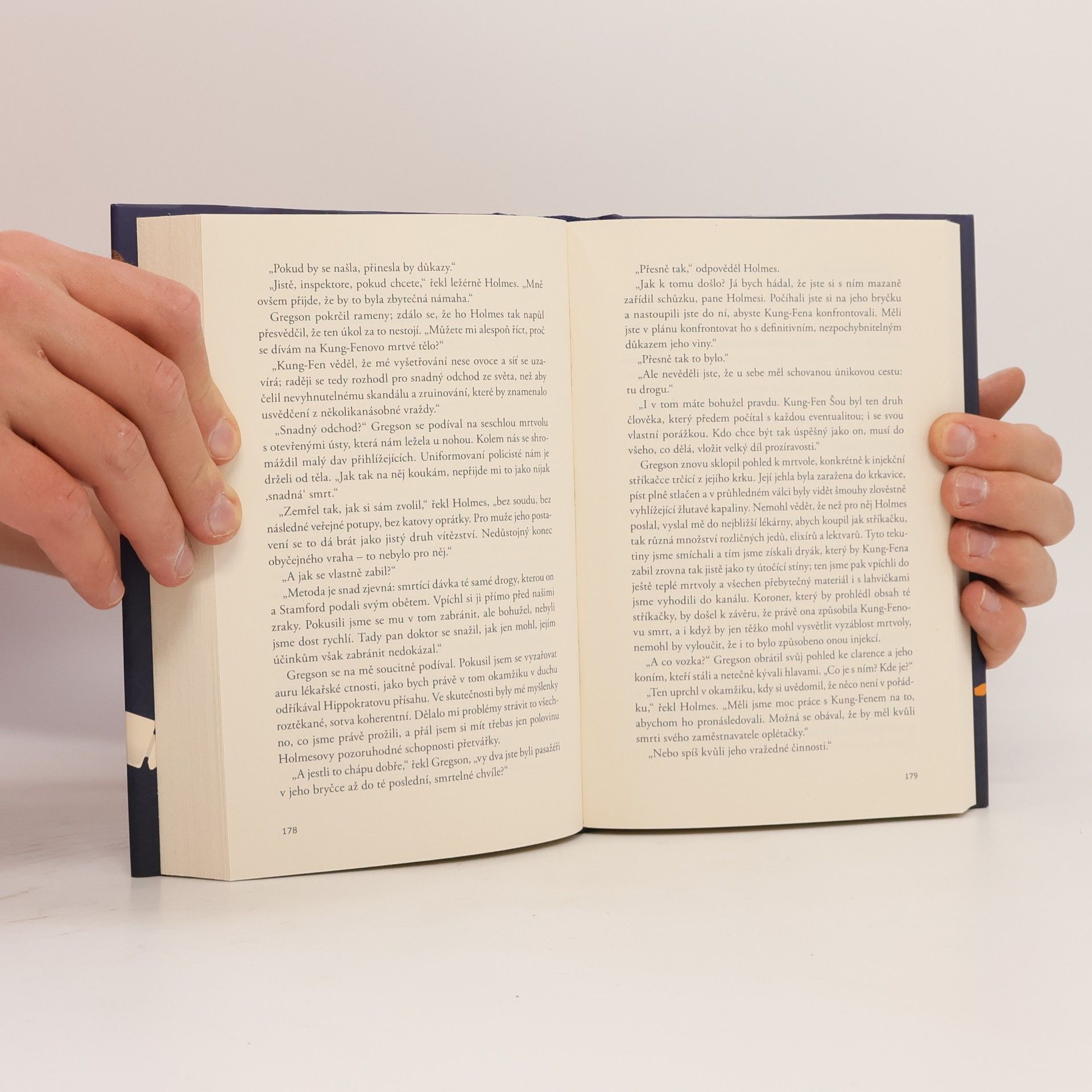 Marek Čtrnáct Sherlock Holmes a shadwellské stíny