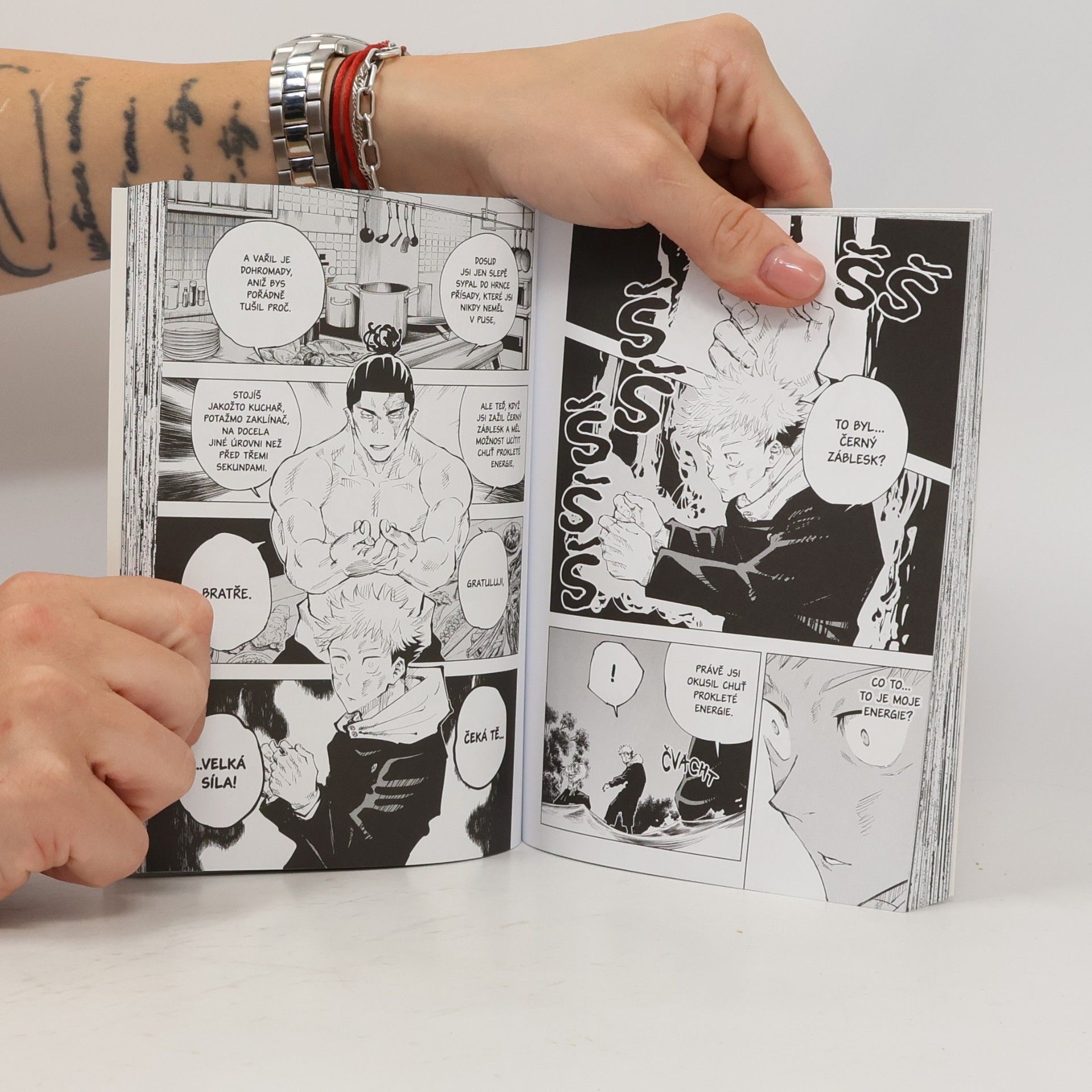 Gege Akutami Jujutsu kaisen: Prokleté války 6