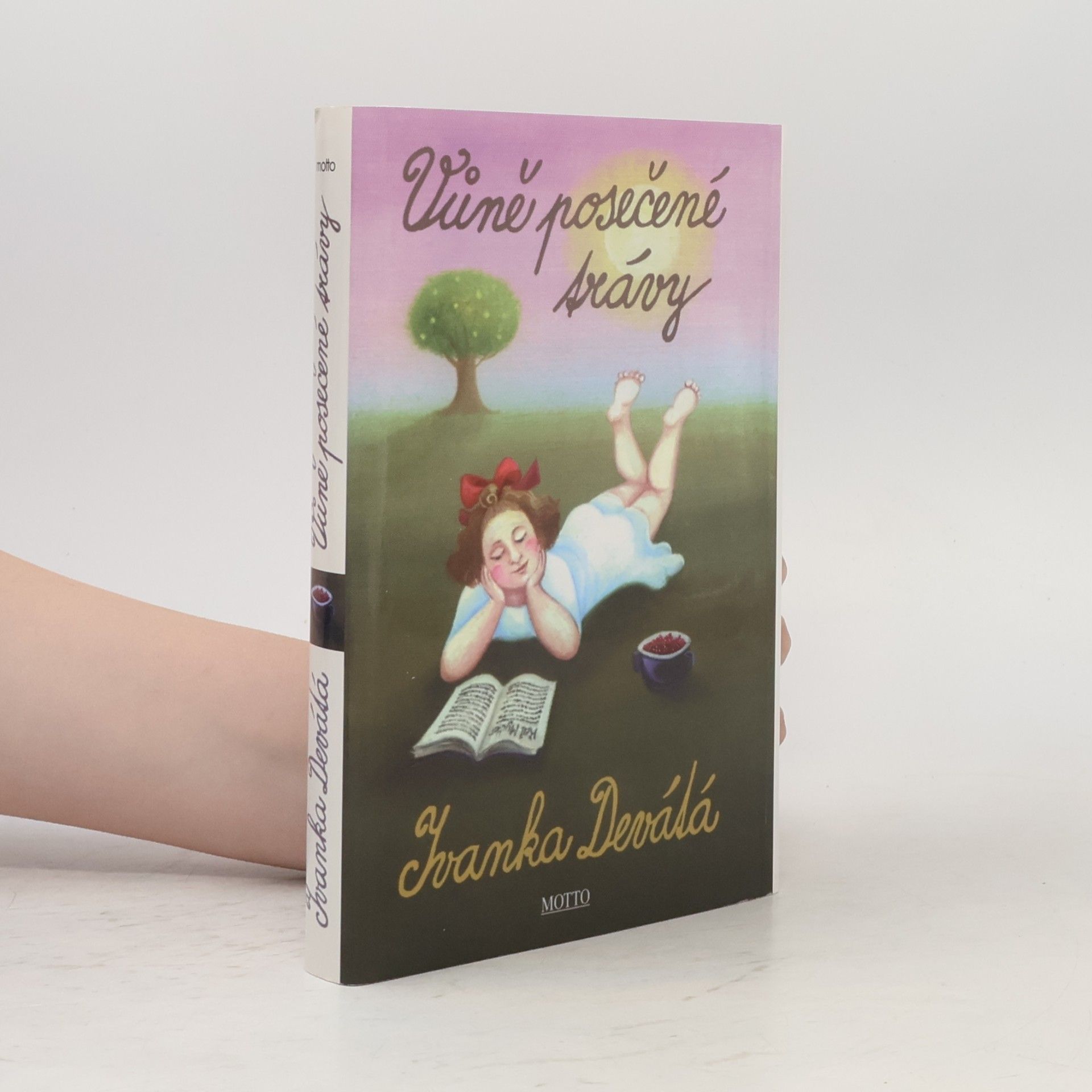 Ivanka Devátá Vůně posečené trávy